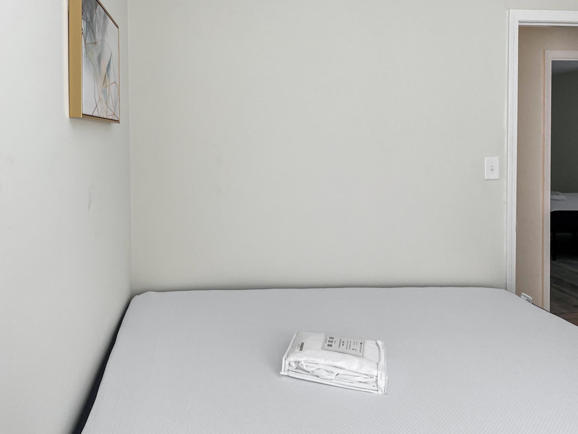 bedroom, detected: bed