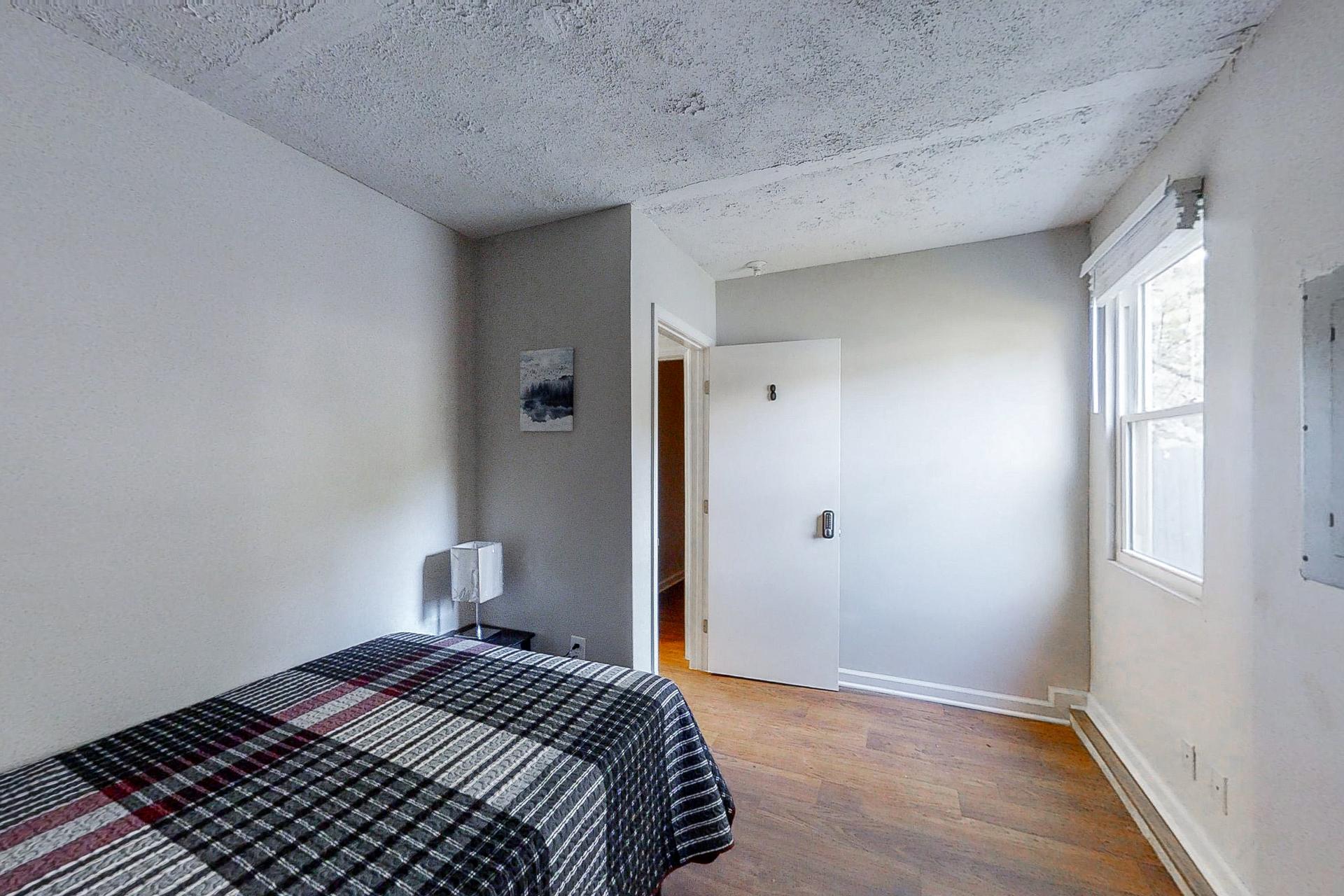 bedroom, detected: bed