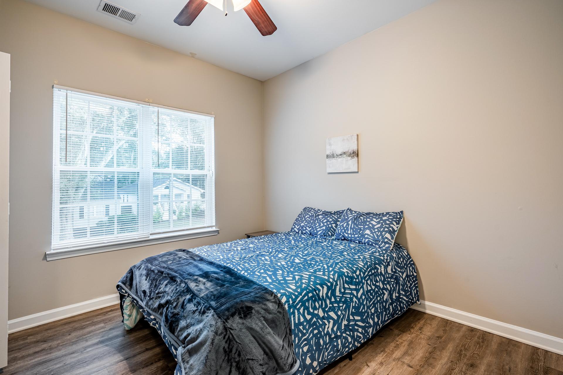 bedroom, detected: bed, ceiling fan, window blind