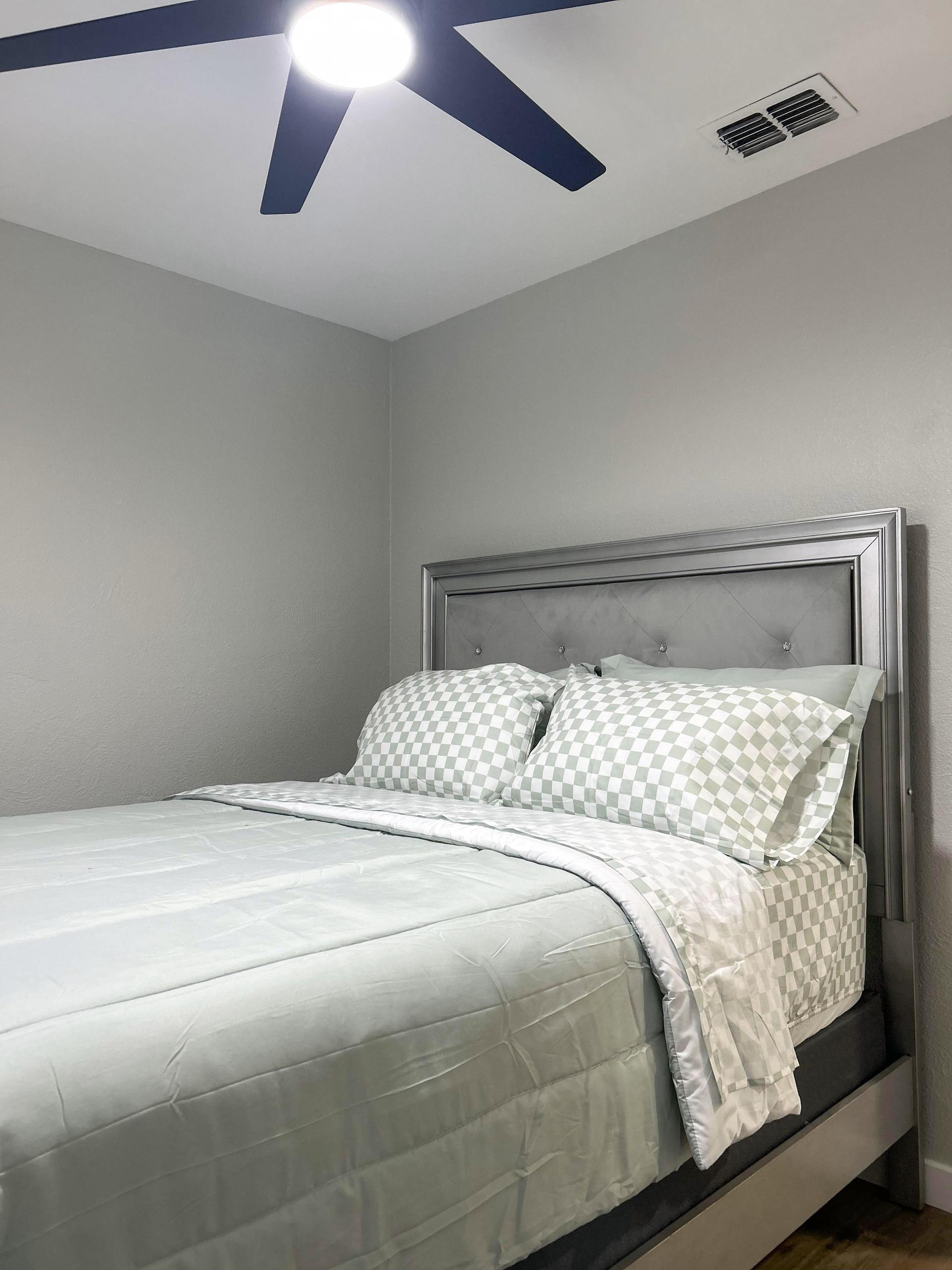 bedroom, detected:bed, ceiling fan