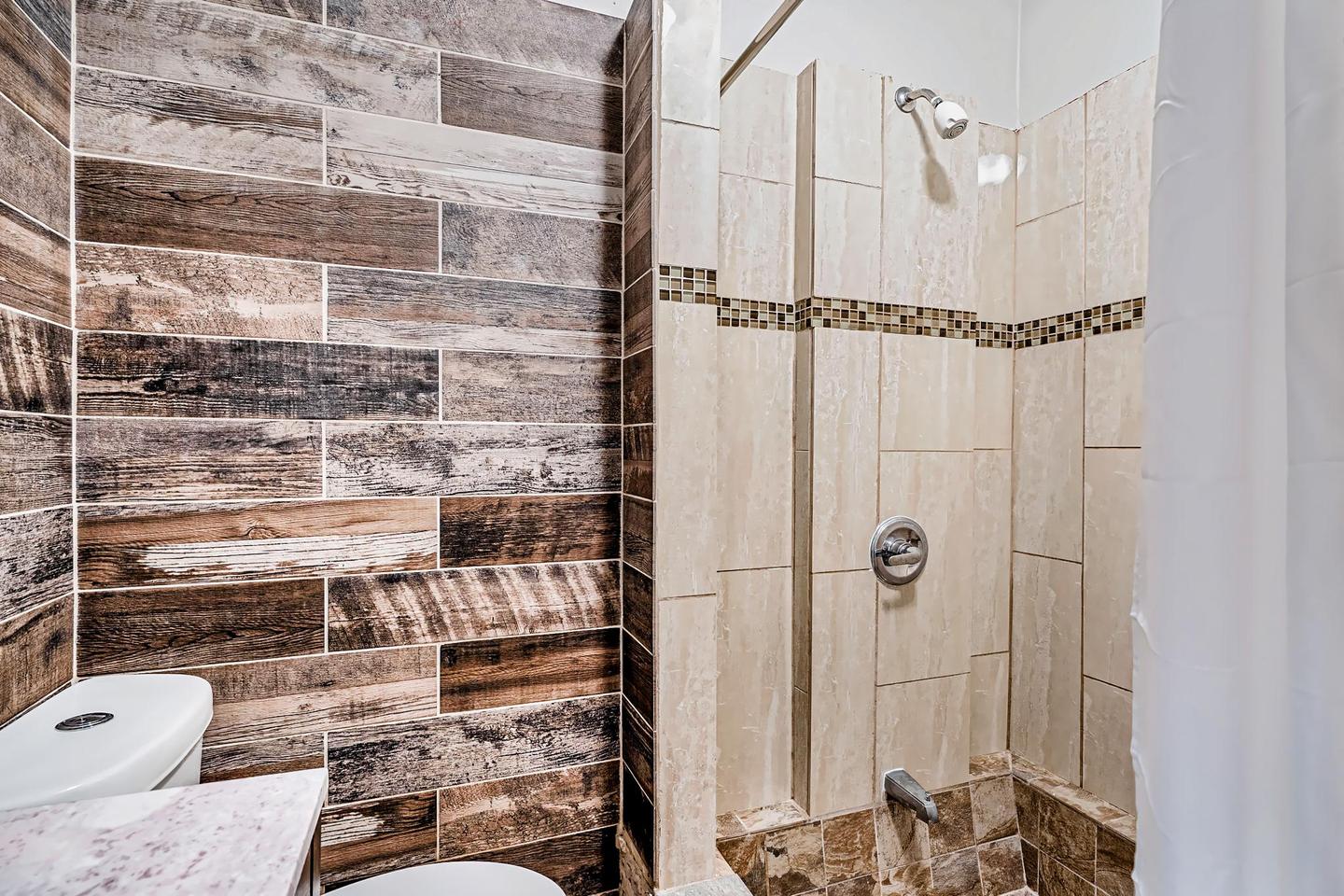 Bathroom(s)