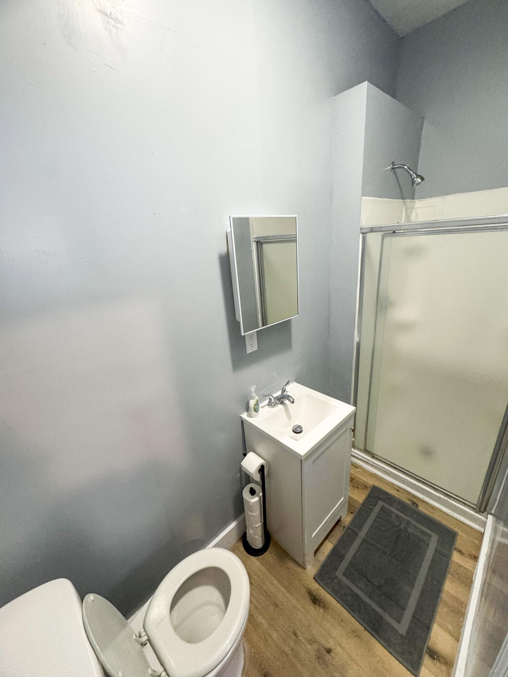 bathroom, detected: