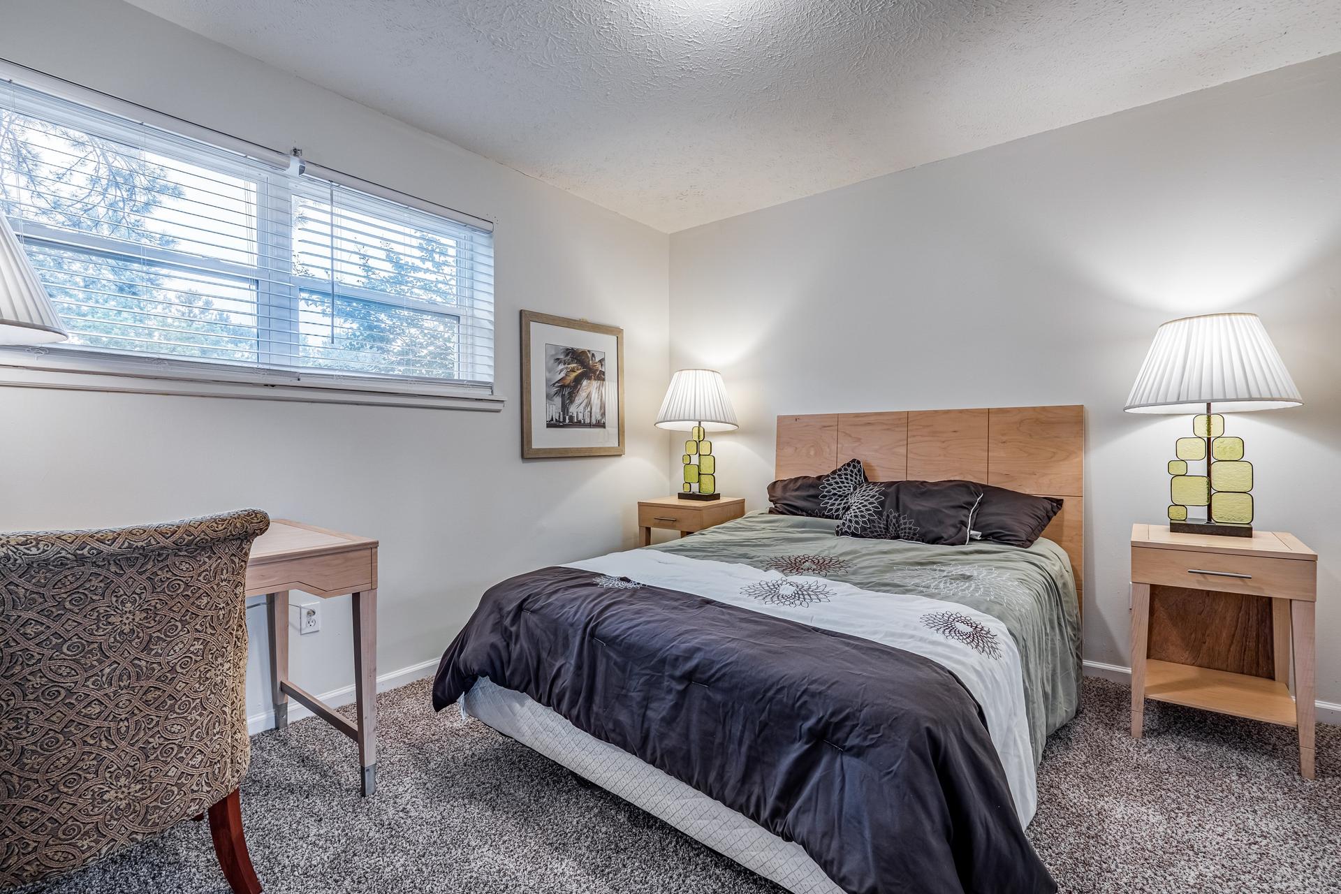 bedroom, detected: bed, window blind