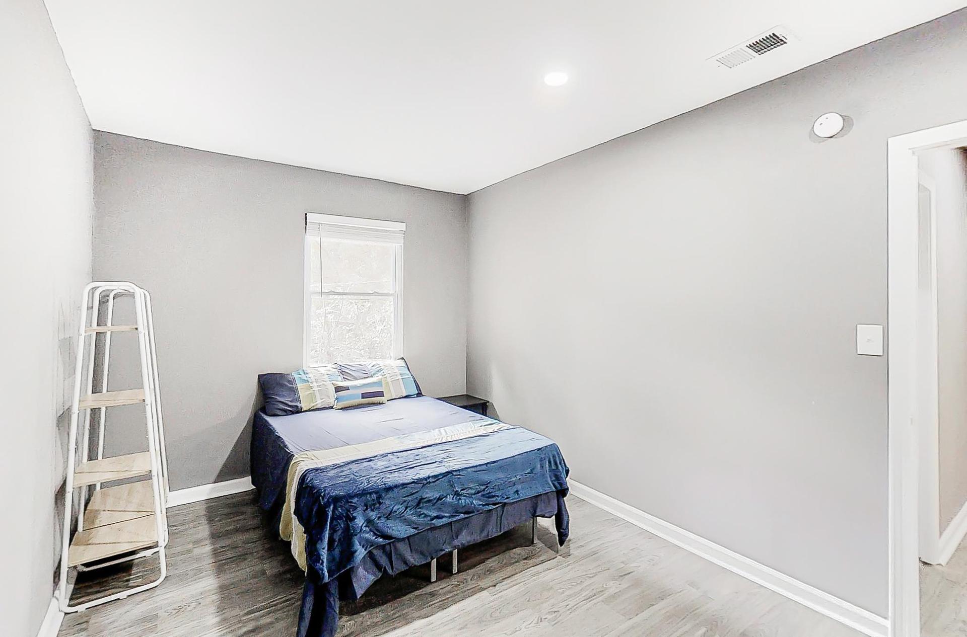 bedroom, detected: bed