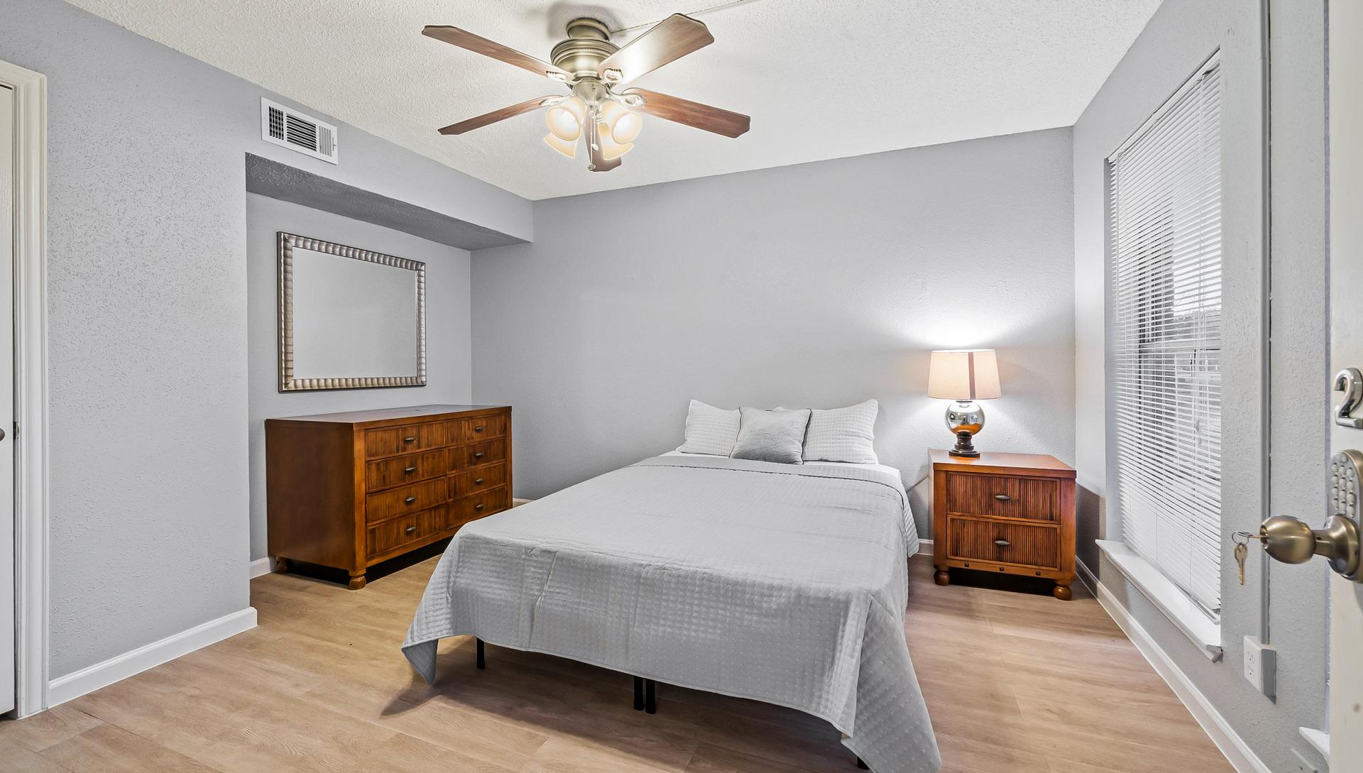 bedroom, detected: ceiling fan, bed, window blind