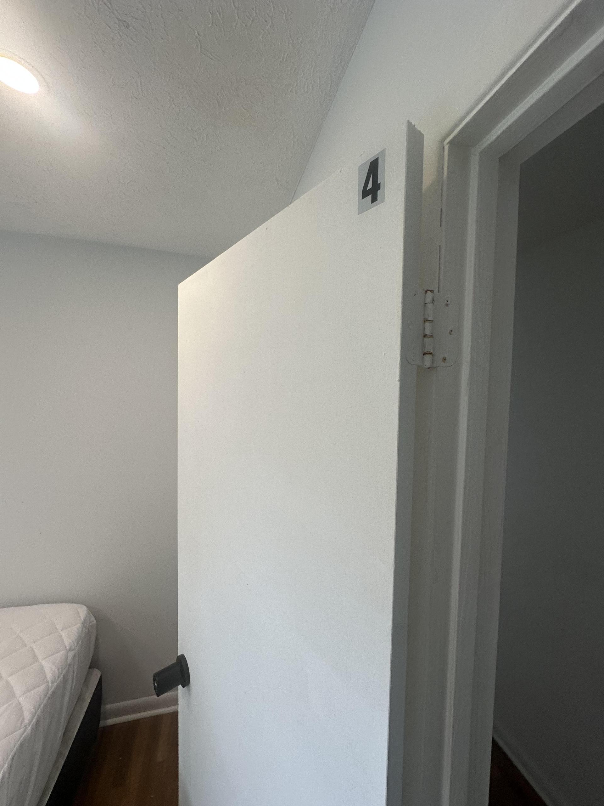 Bedroom 4 Entry