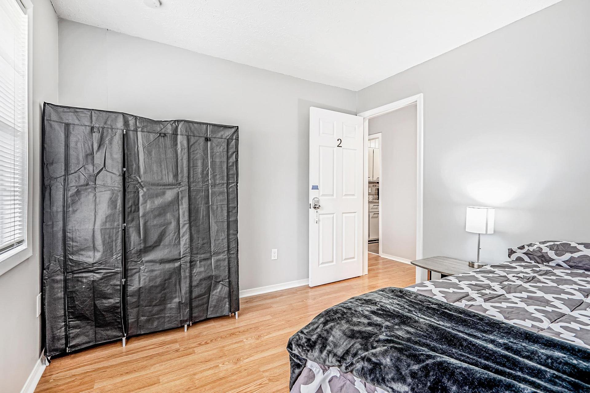bedroom, detected: bed