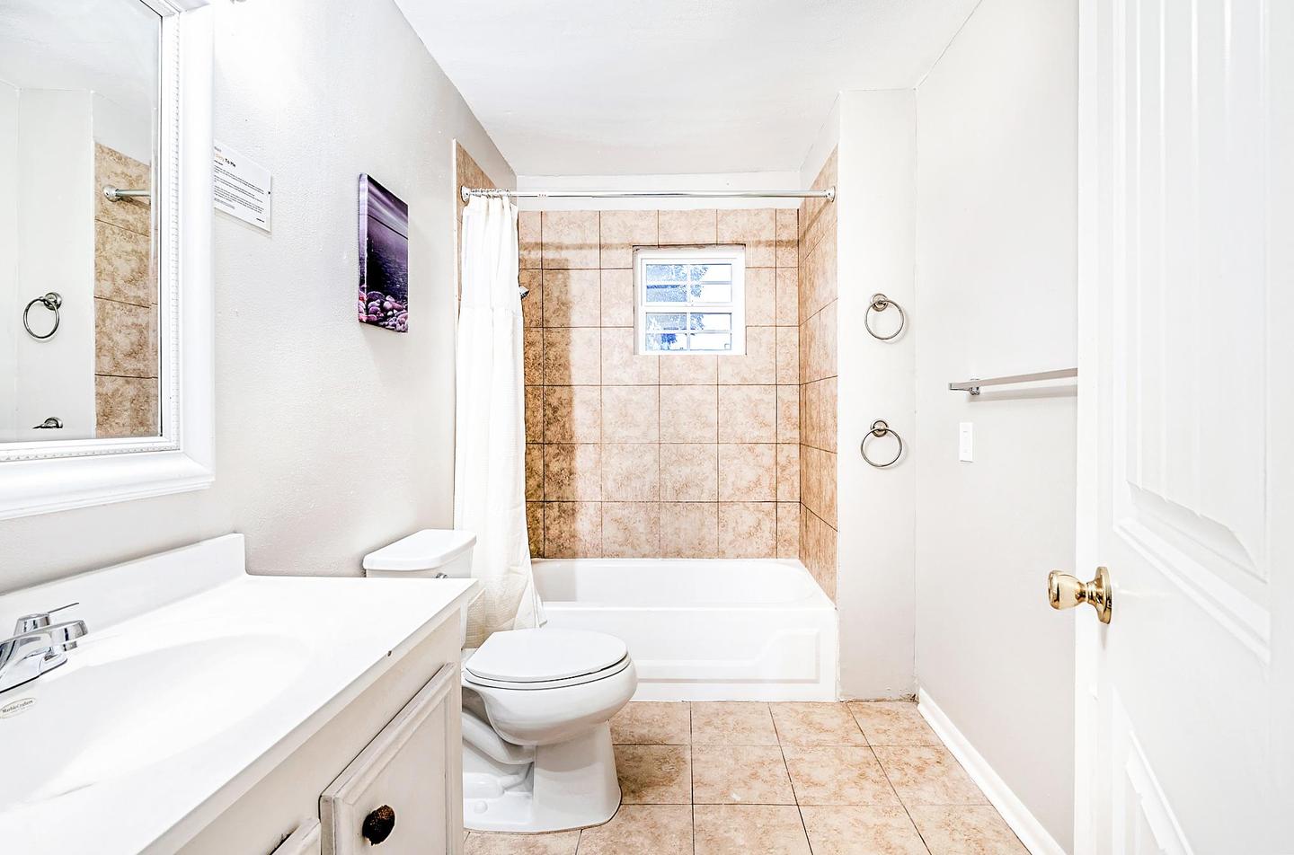Bathroom(s)
