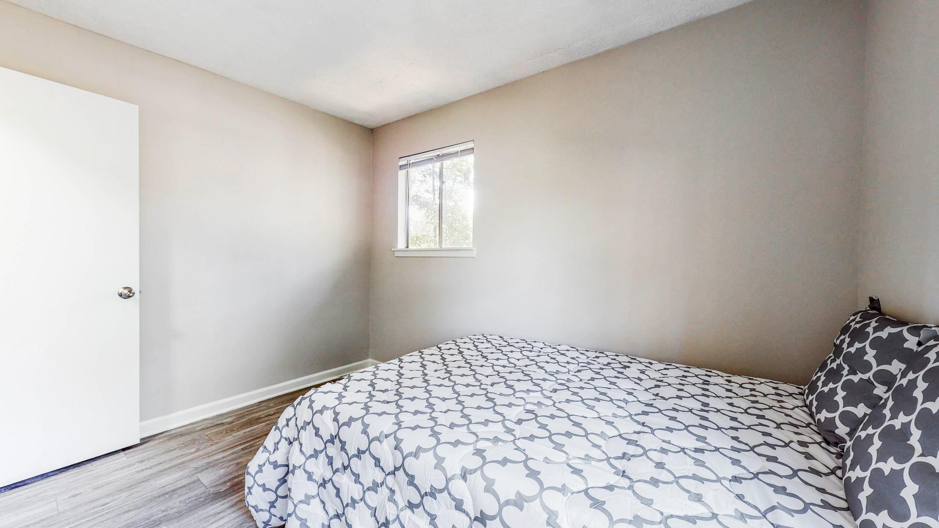bedroom, detected: bed