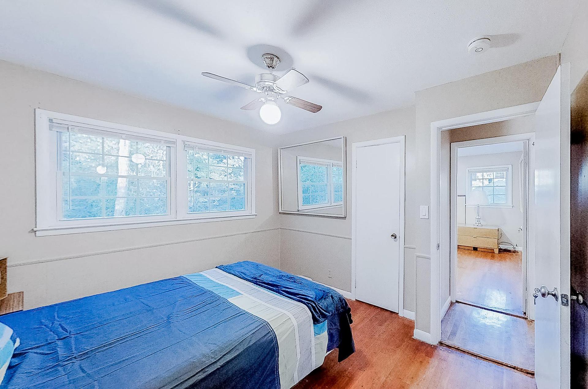 bedroom, detected: bed, fan