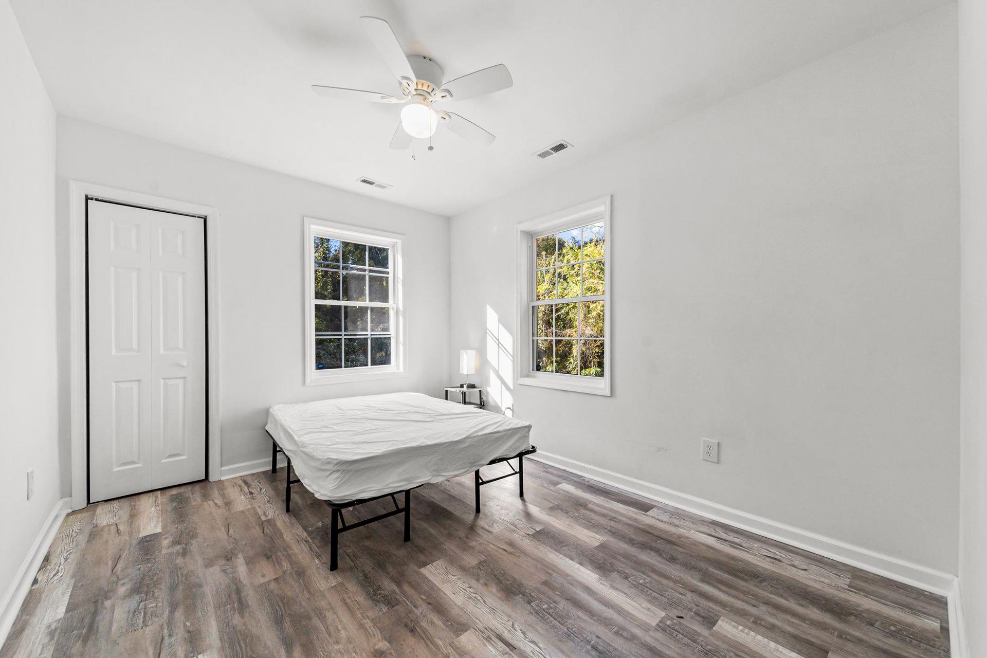 bedroom, detected: ceiling fan, window blind, bed