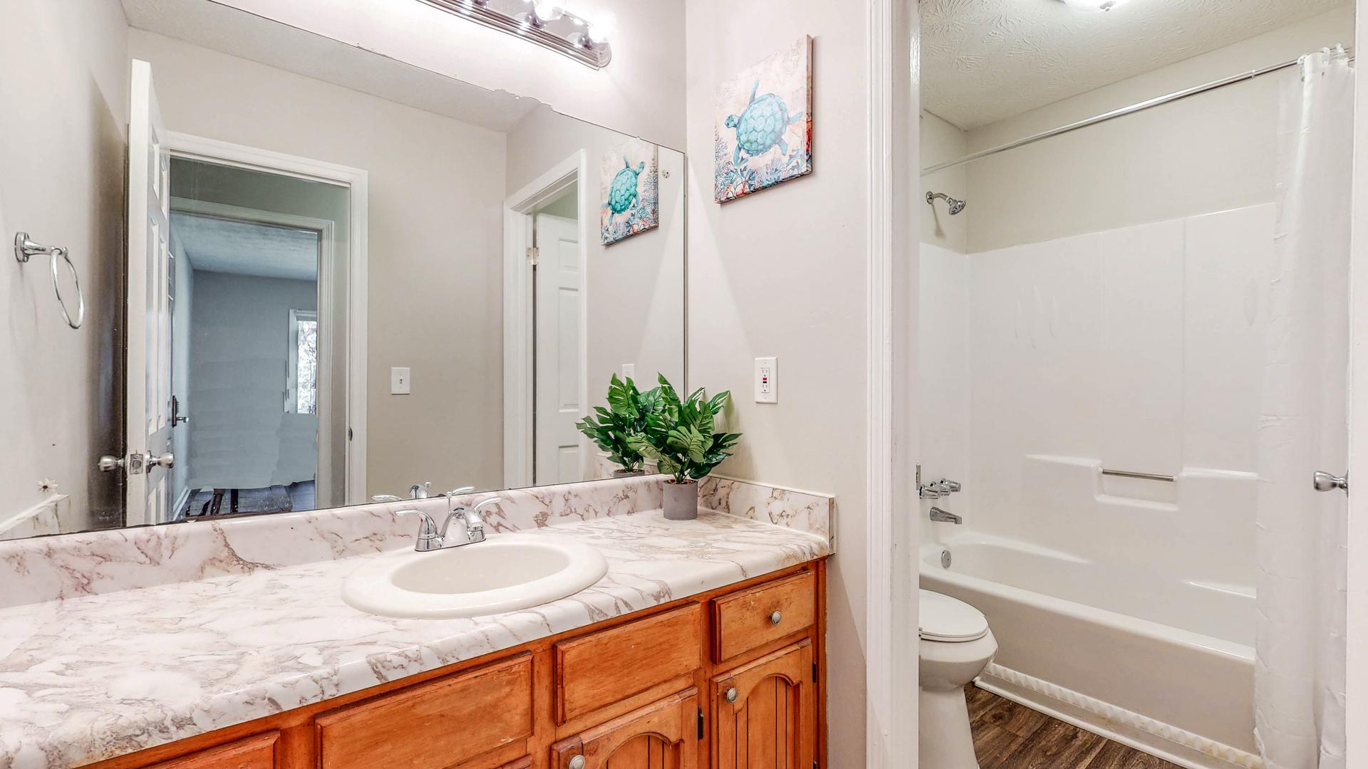 Bathroom(s)
