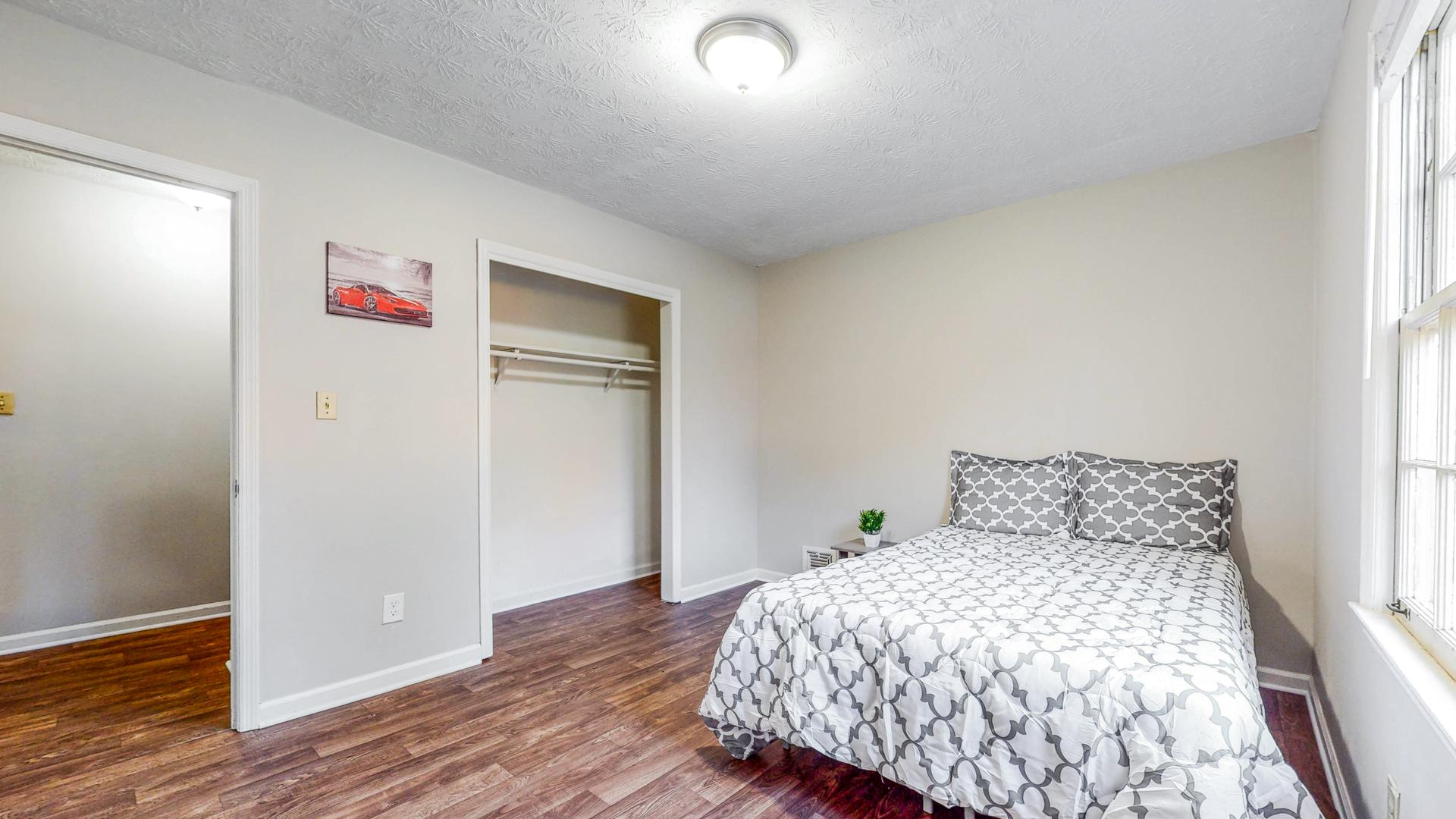 bedroom, detected: bed