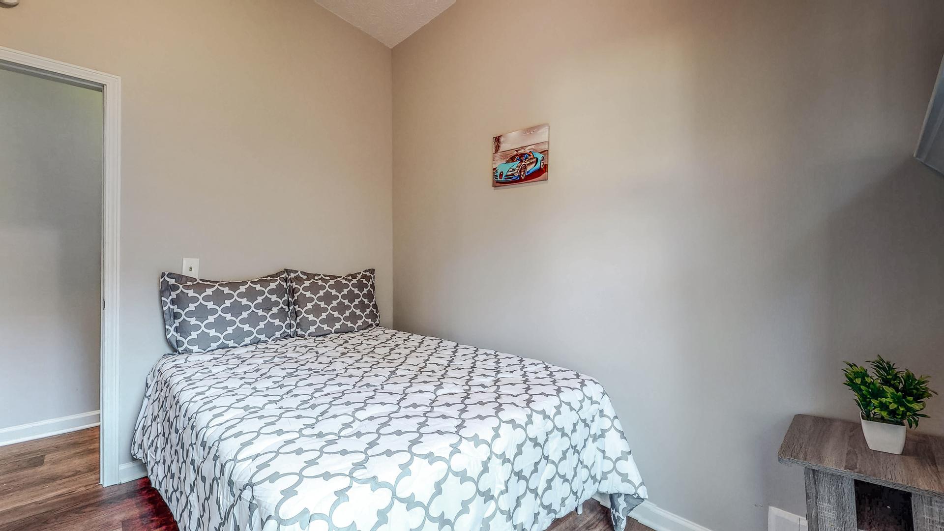 bedroom, detected: bed