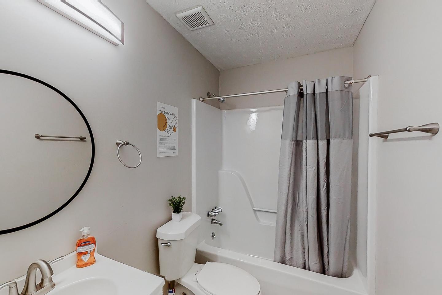 Bathroom(s)