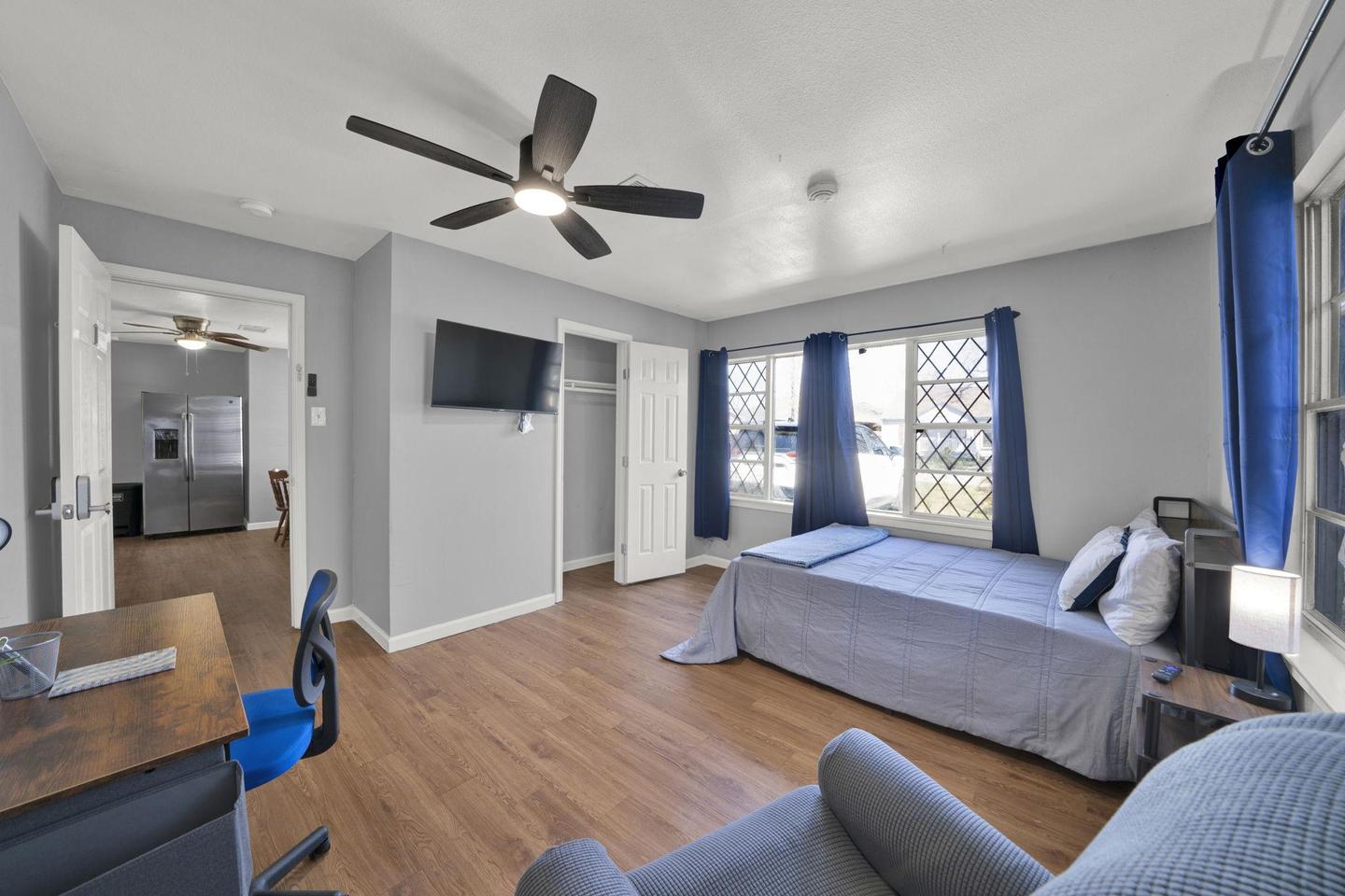 bedroom