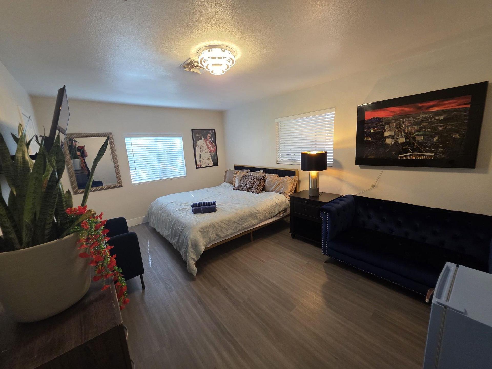 vegas style themed art