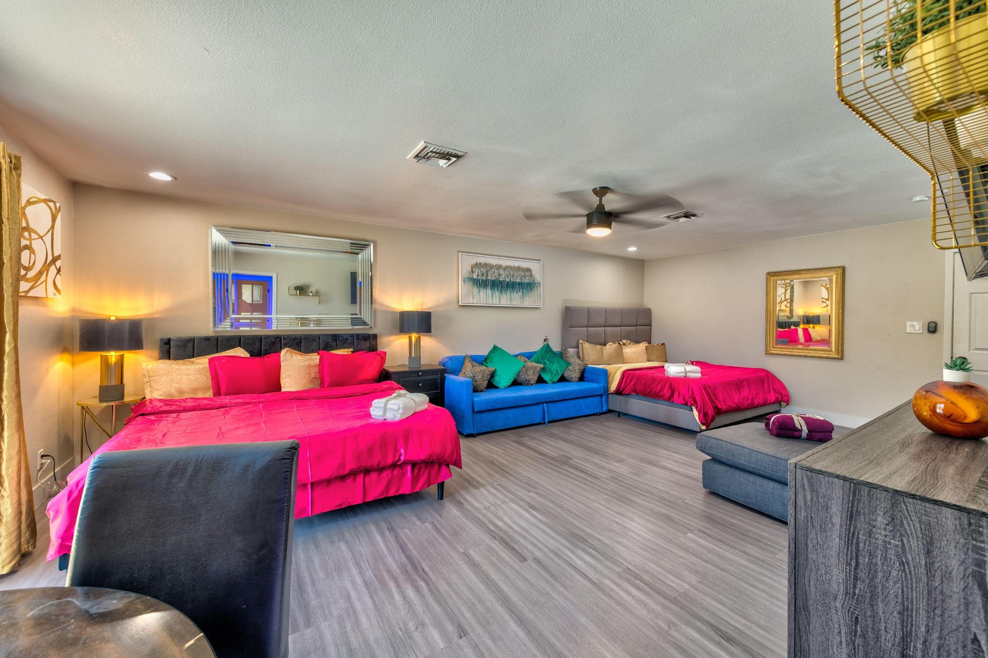 comes with big screen tv