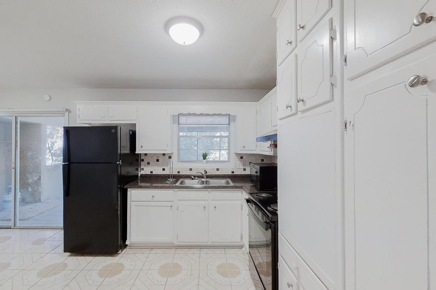 Common spaces including the kitchen