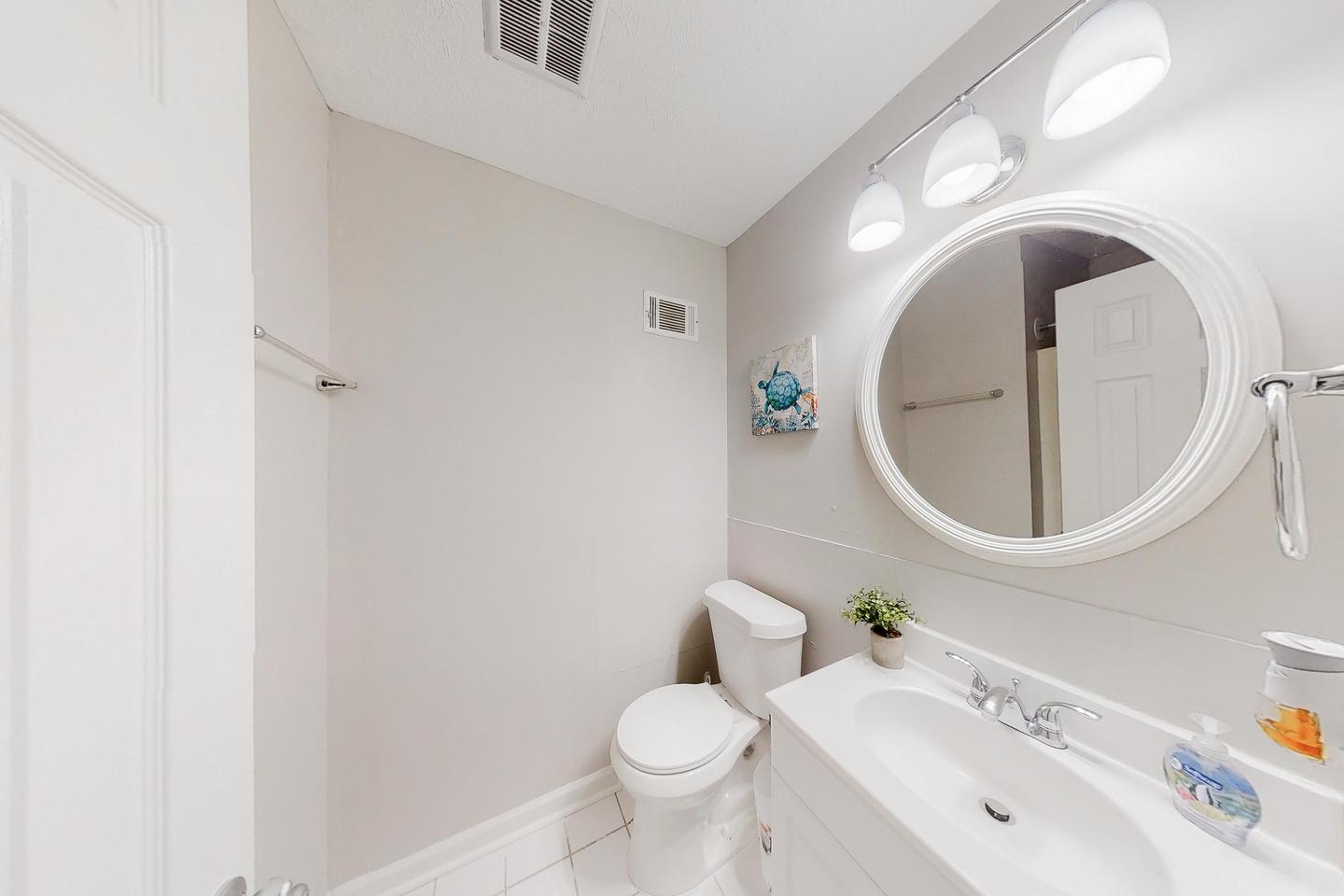 Bathroom(s)