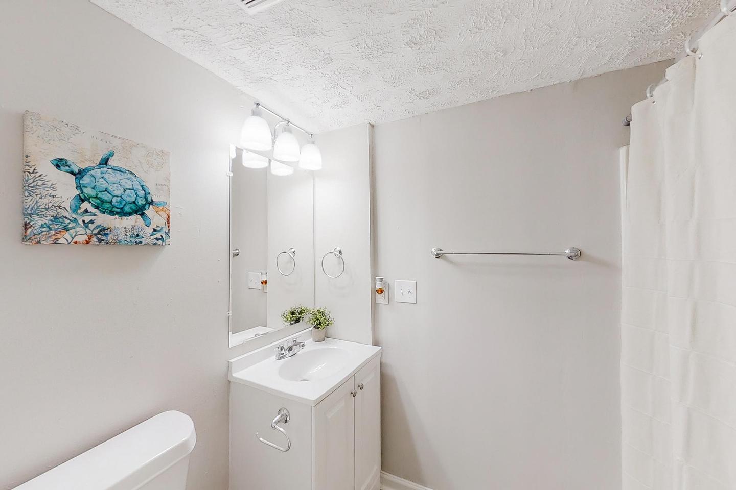 Bathroom(s)