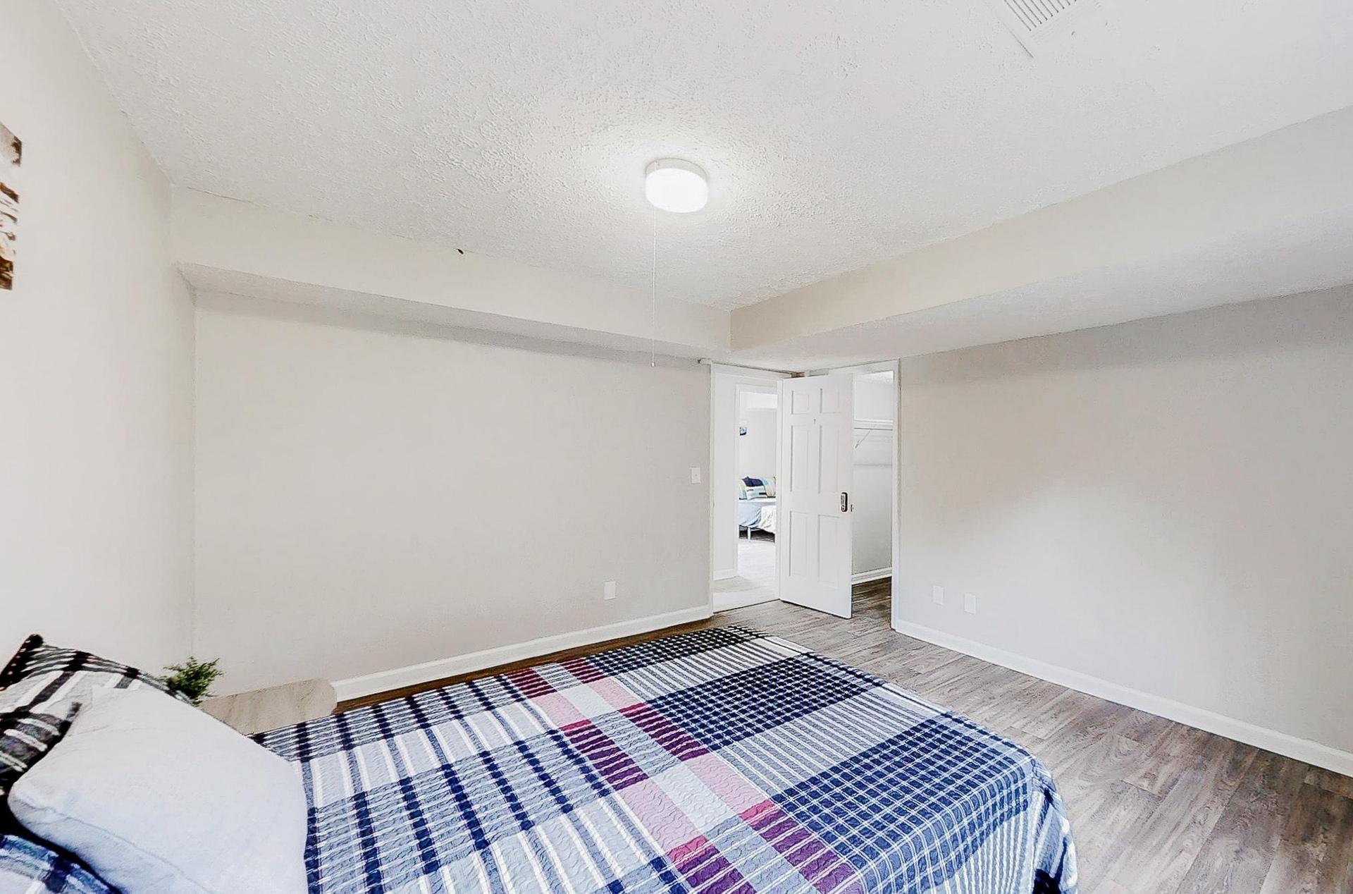 bedroom, detected: bed