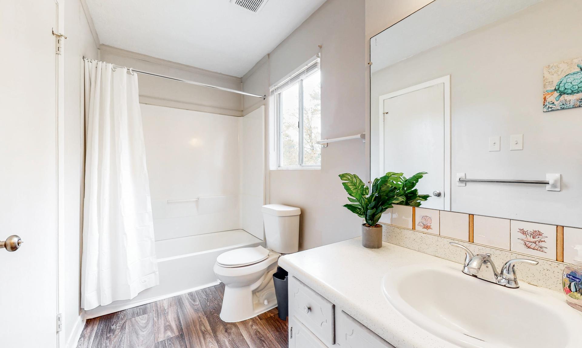 Bathroom(s)