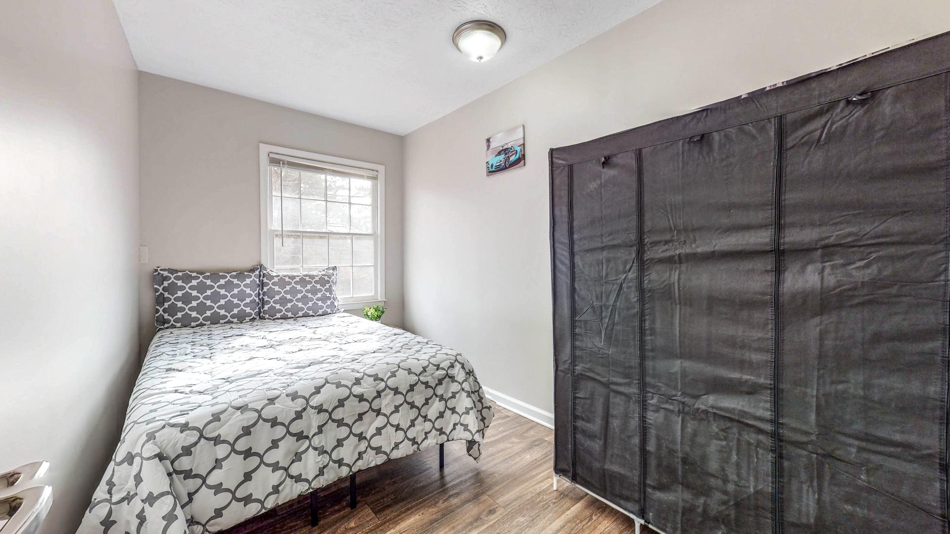 bedroom, detected: bed