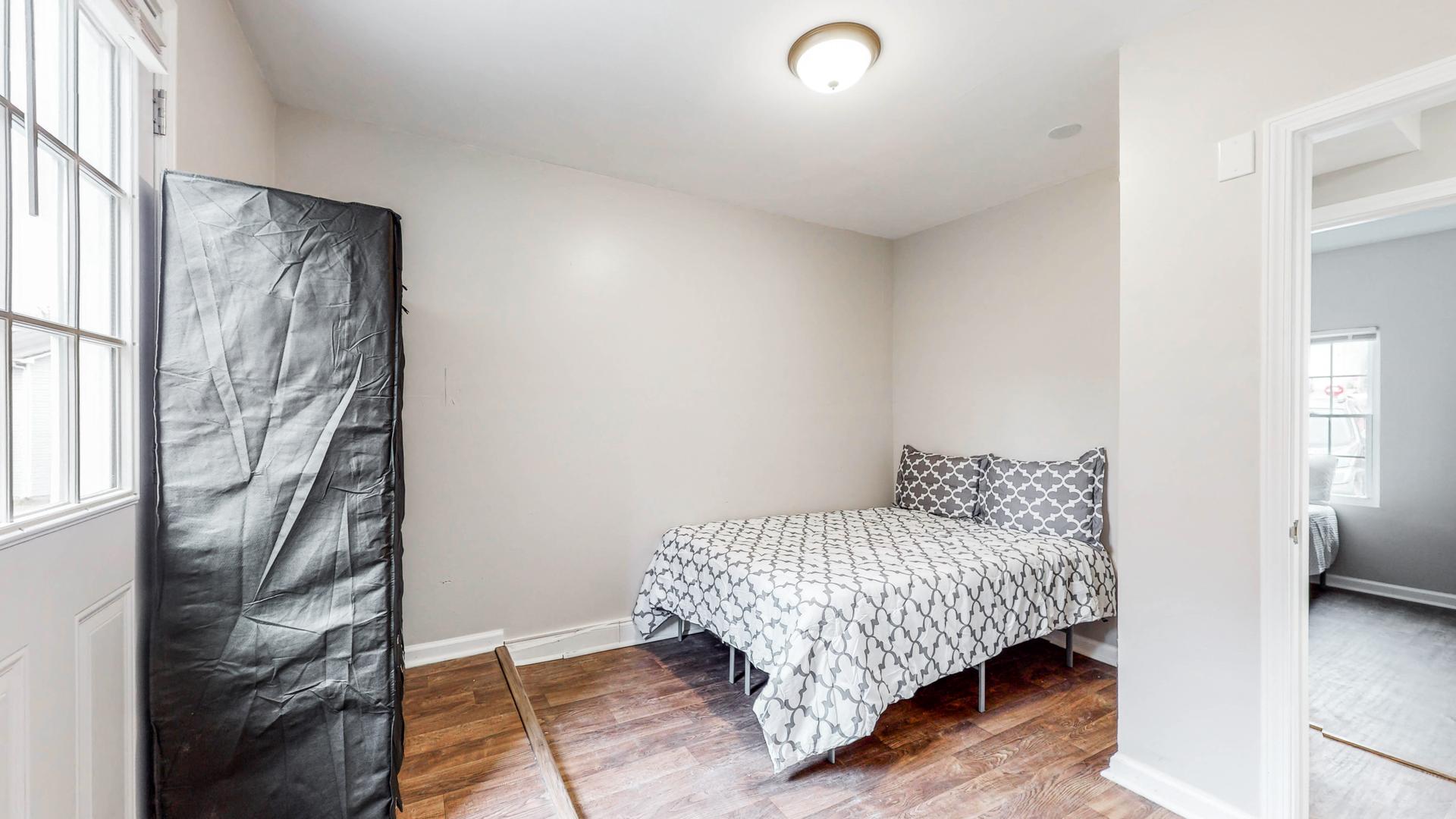 bedroom, detected: bed