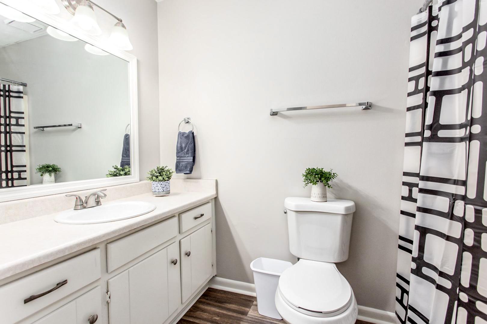 bathroom, detected: