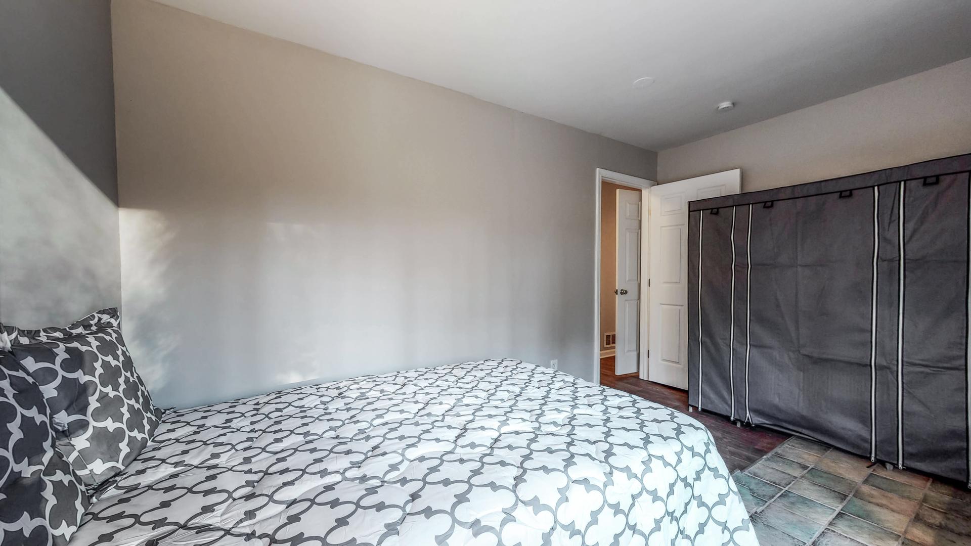 bedroom, detected: bed