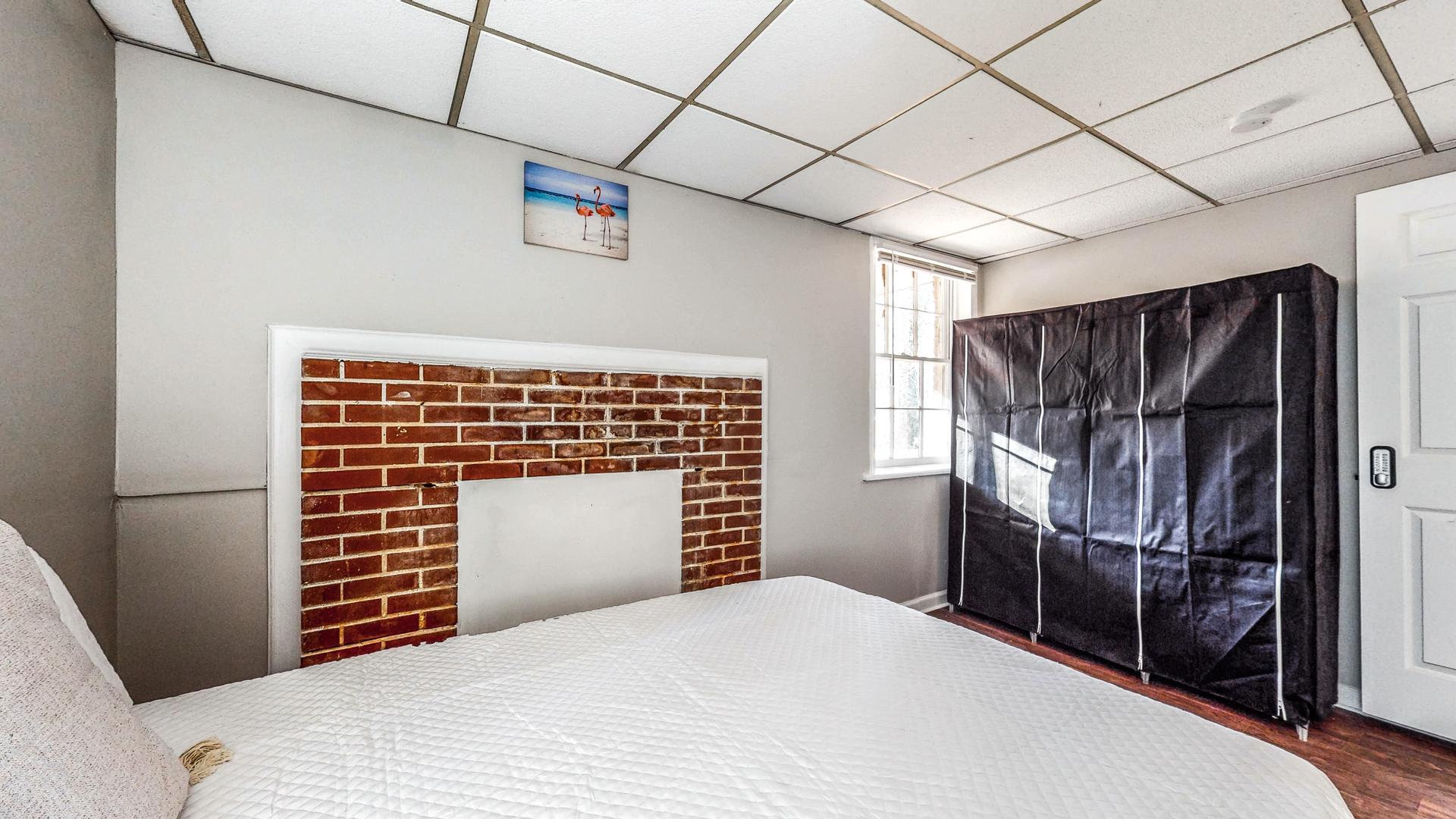 bedroom, detected: bed