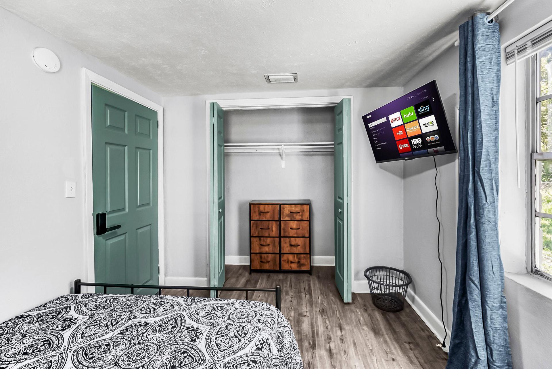 bedroom, detected:bed