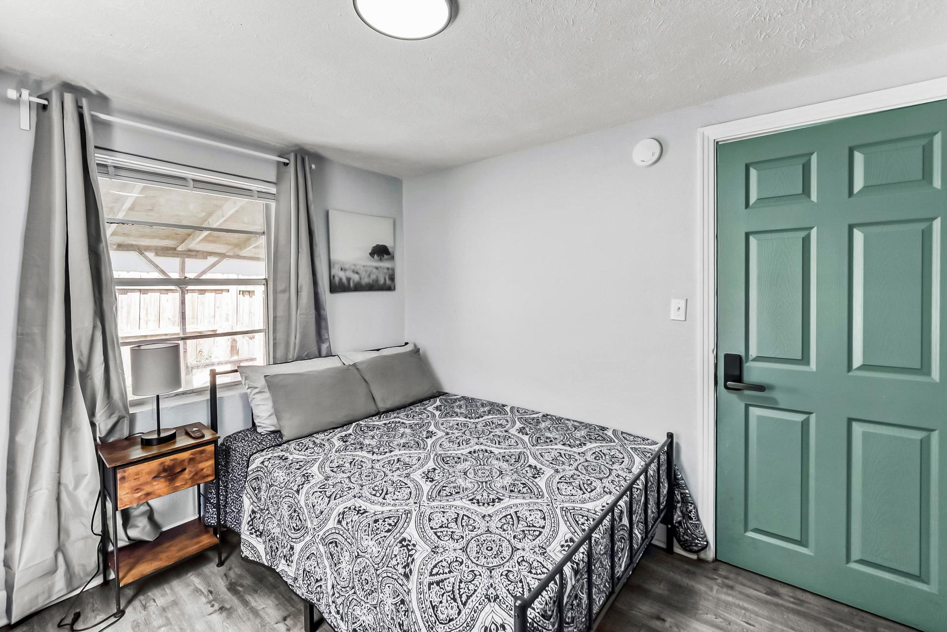 bedroom, detected:bed, ceiling fan