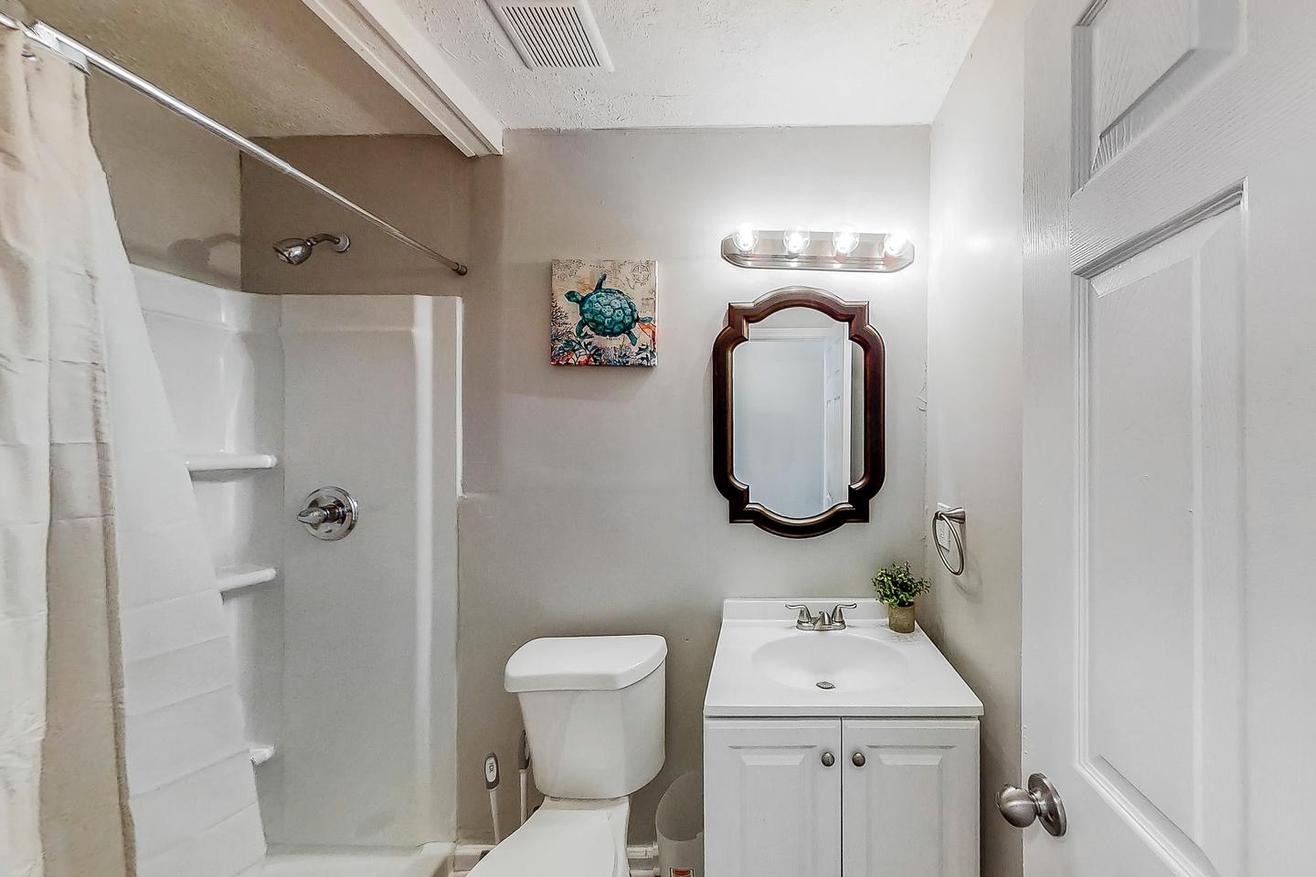Bathroom(s)
