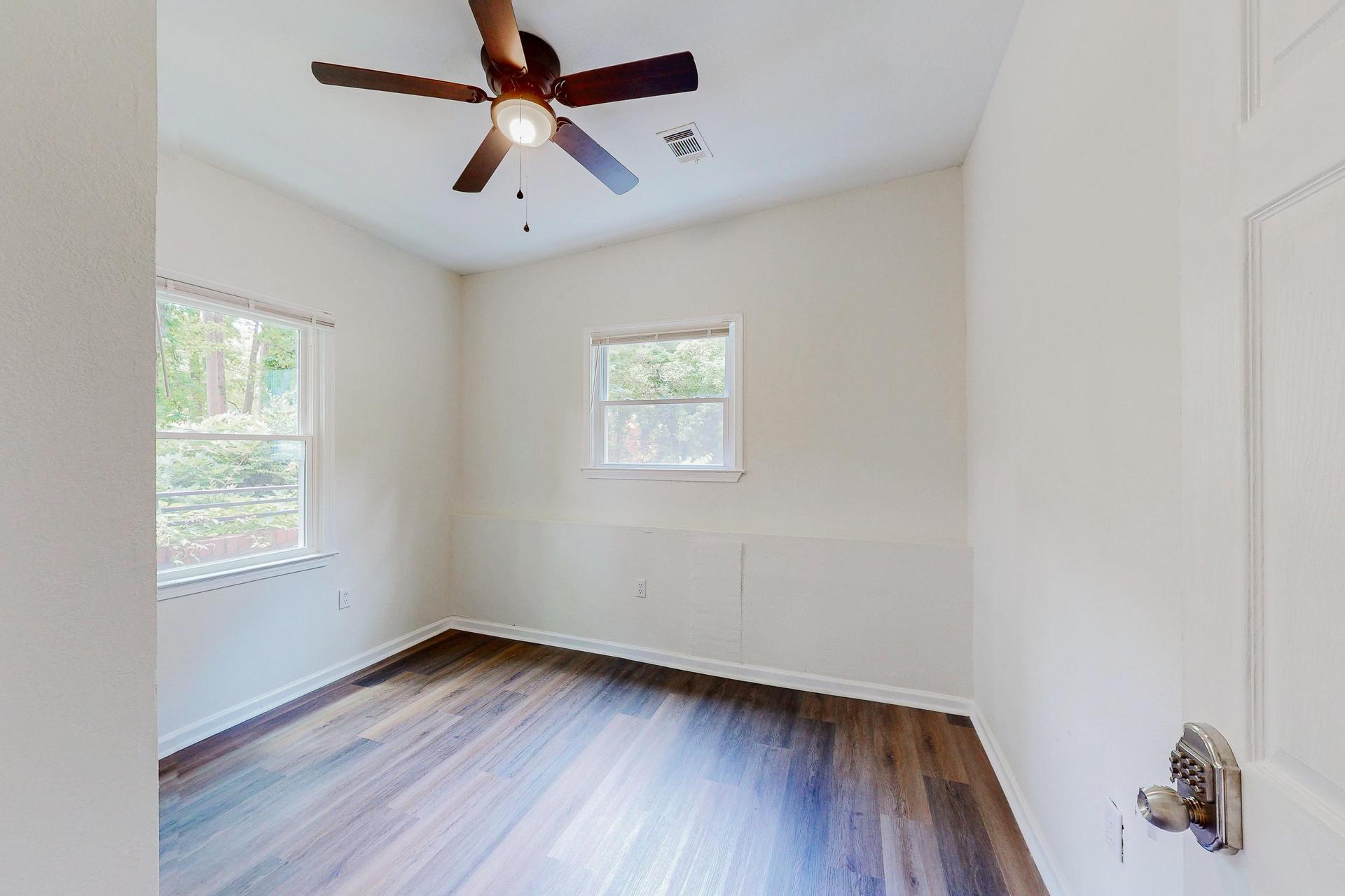 Room is not furnished