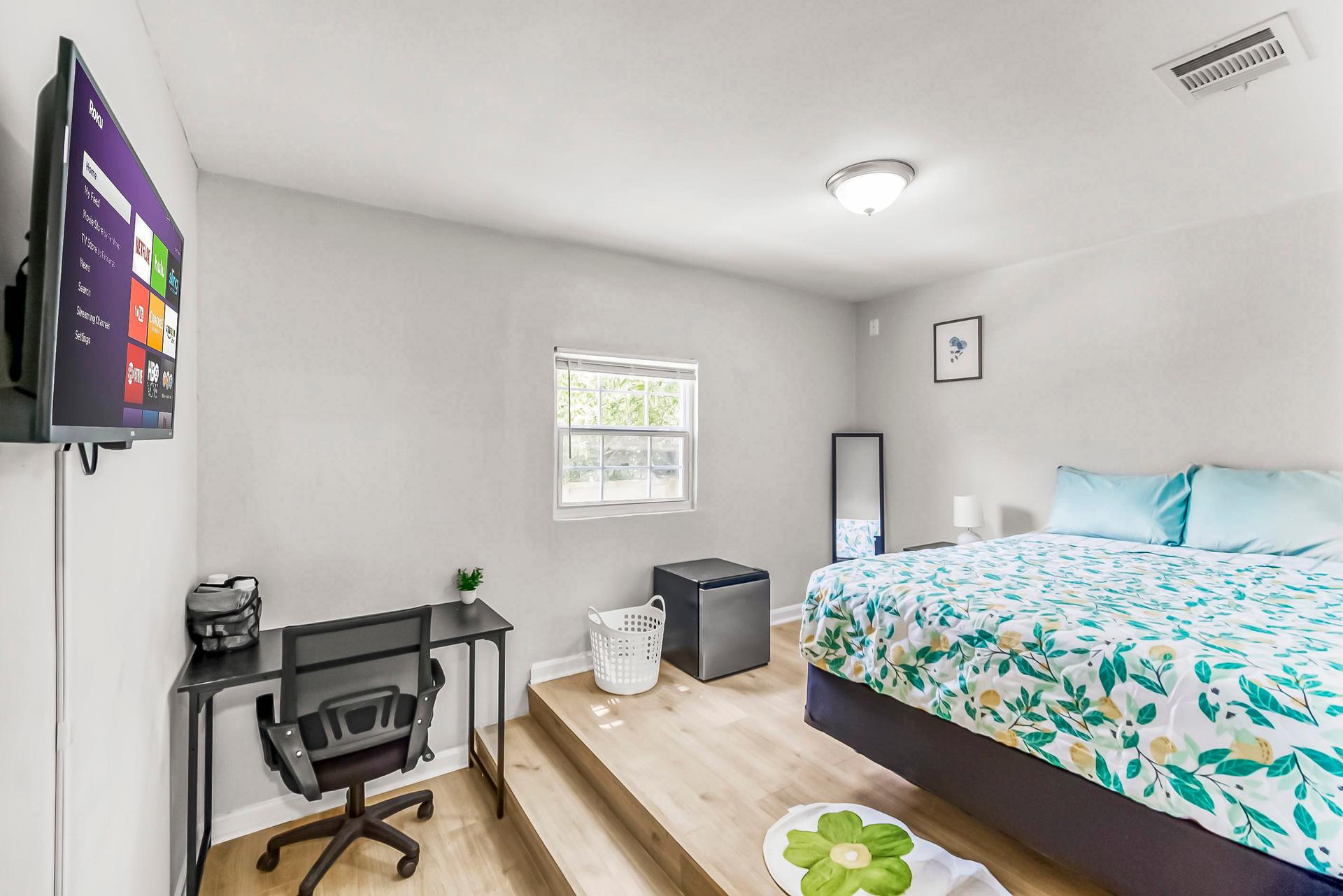 bedroom, detected:bed