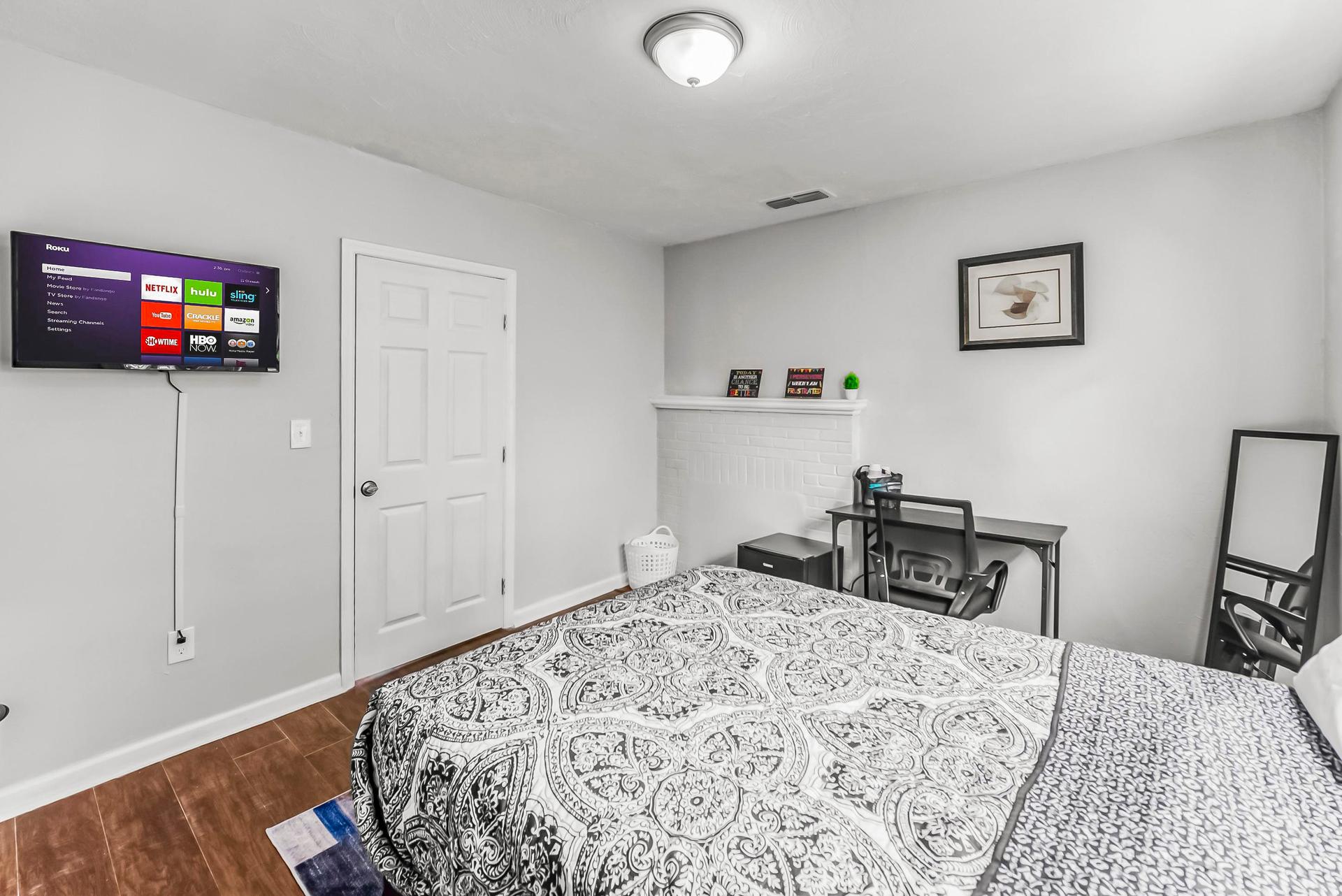 bedroom, detected:bed, ceiling fan