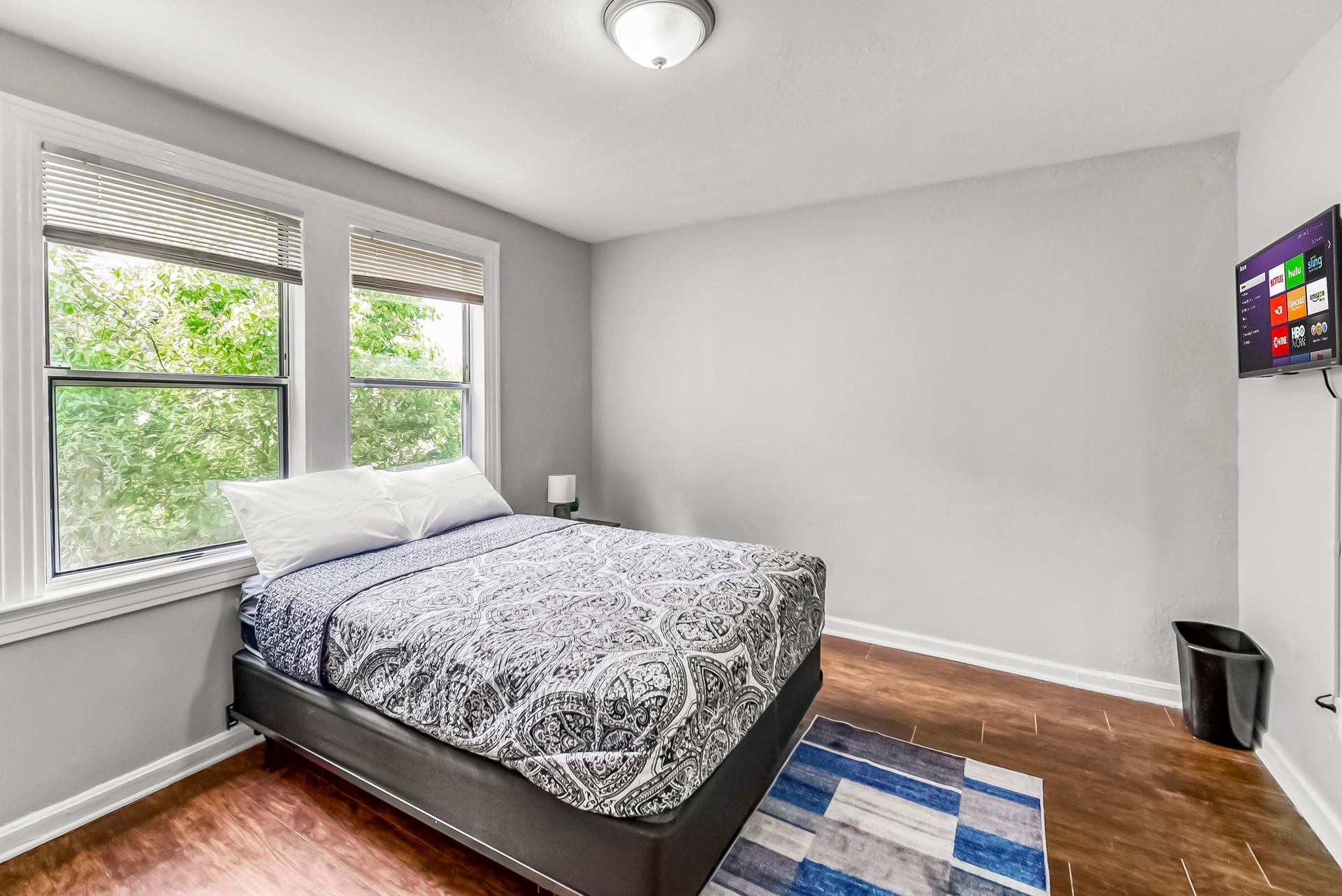 bedroom, detected:bed