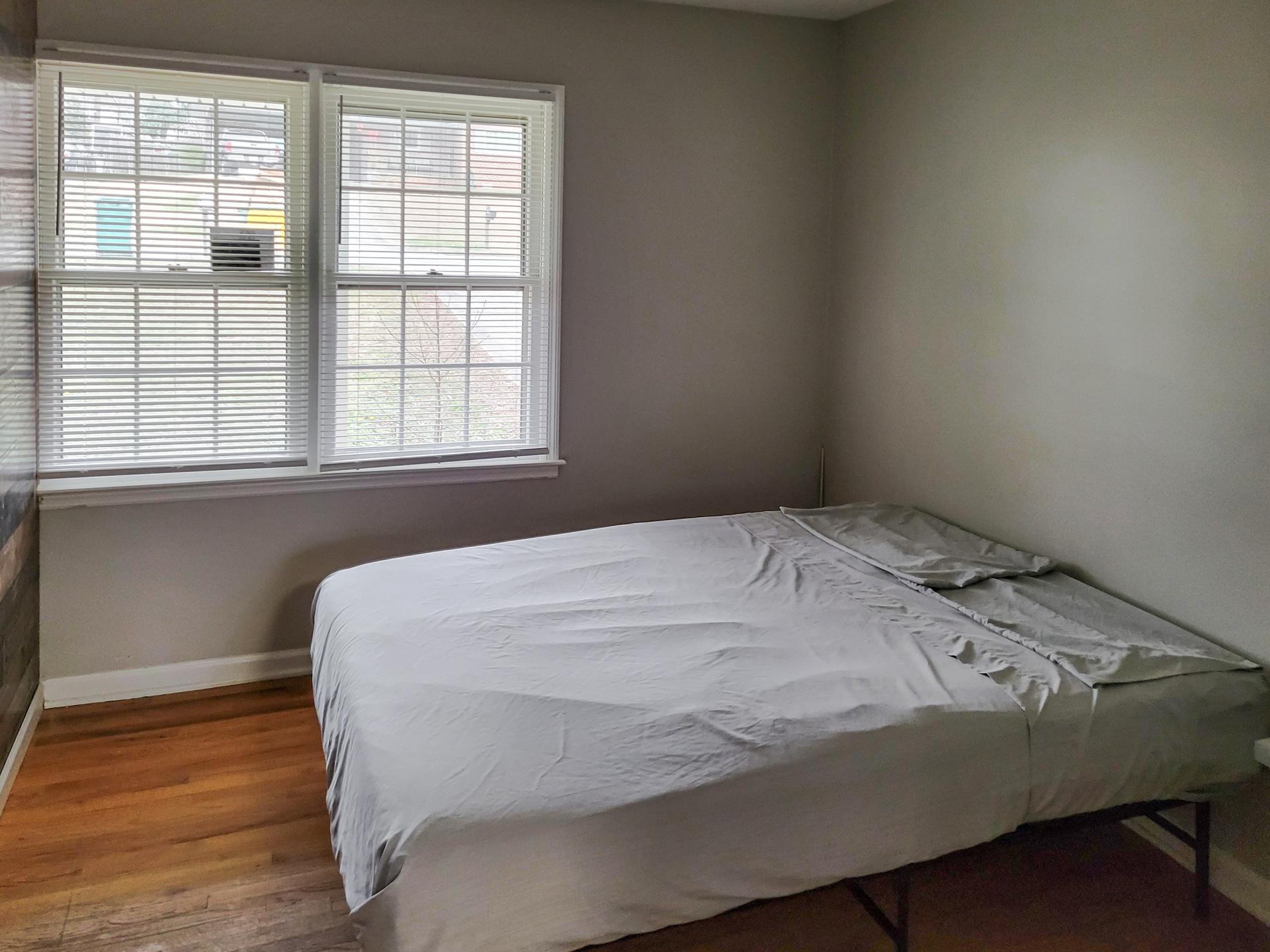 bedroom, detected: window blind, bed