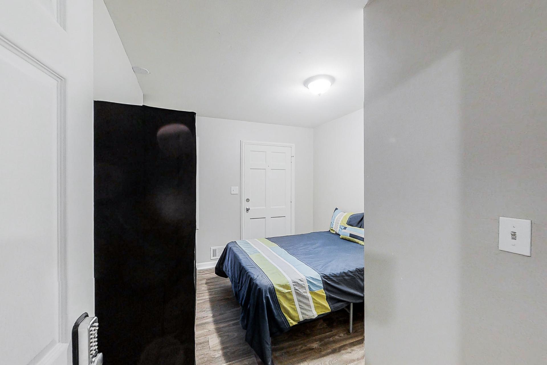 bedroom, detected: bed