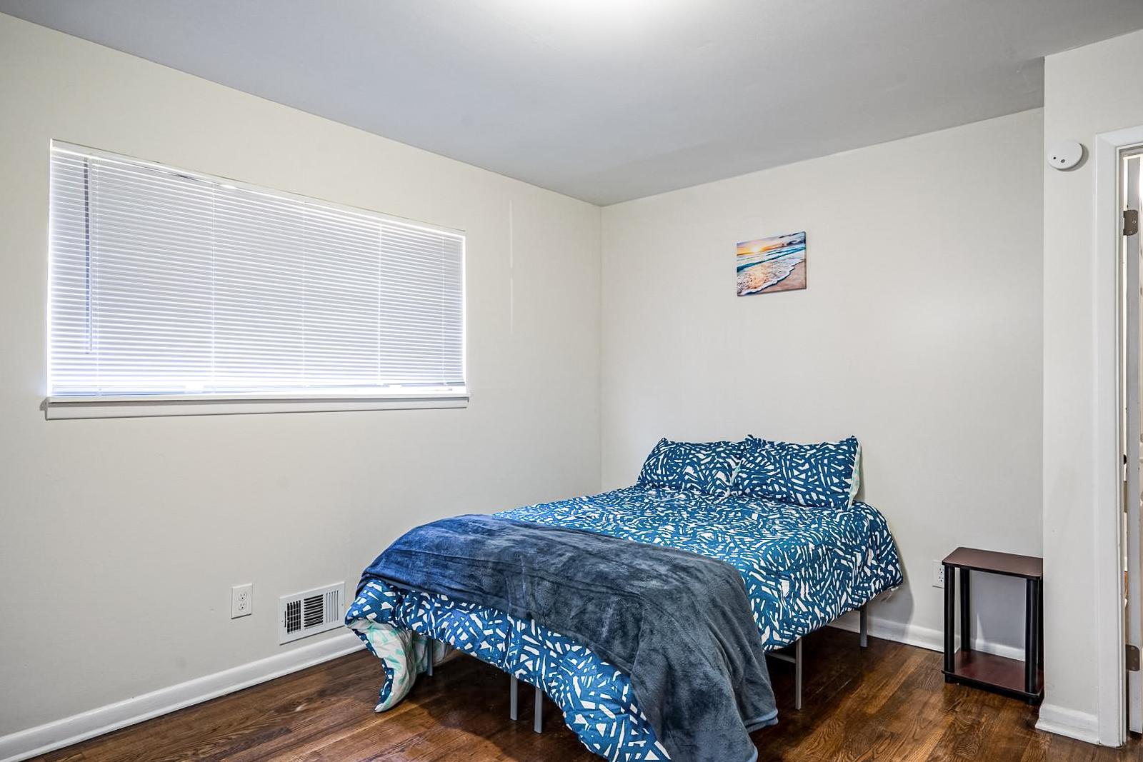 bedroom, detected: bed
