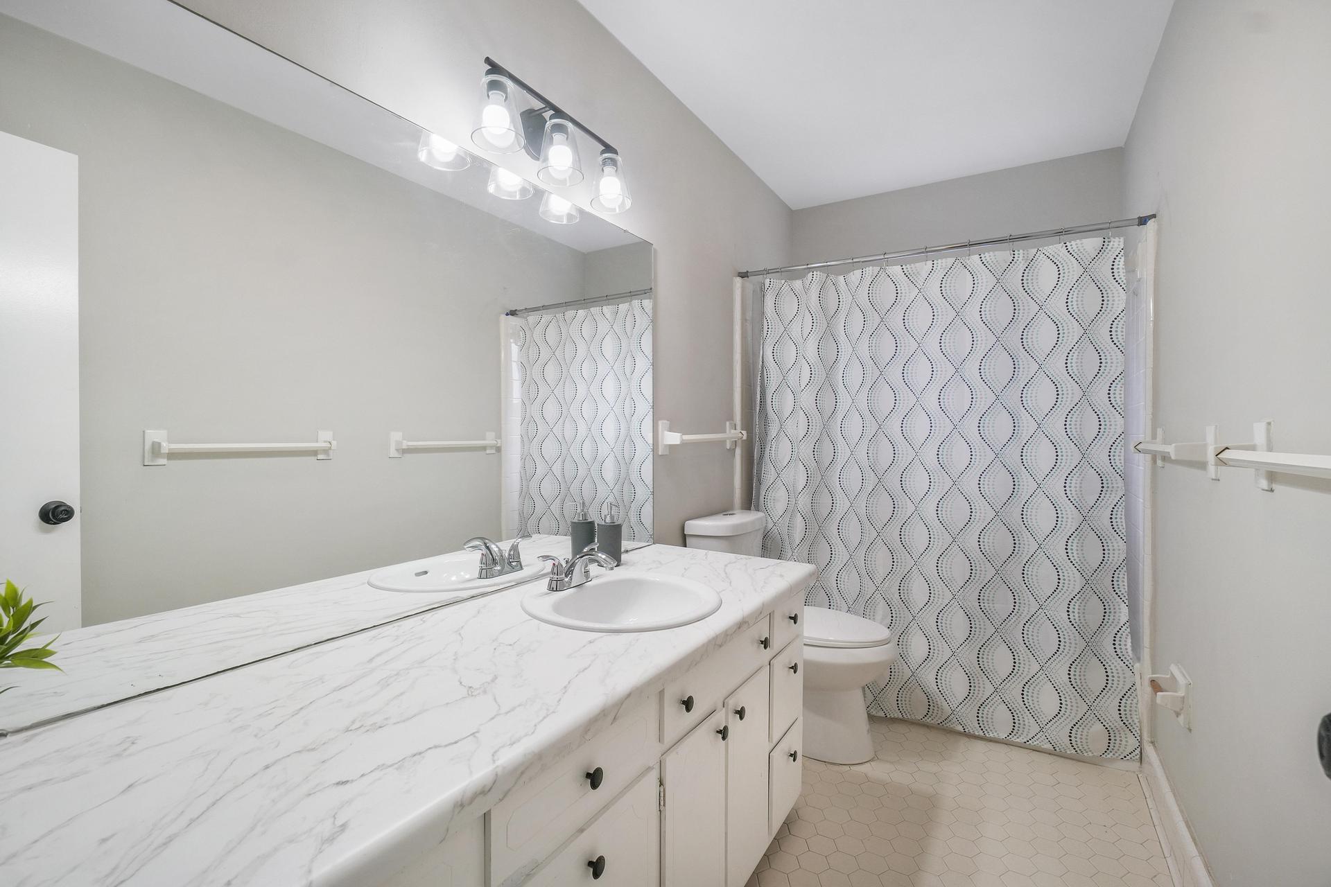 Ensuite Bath