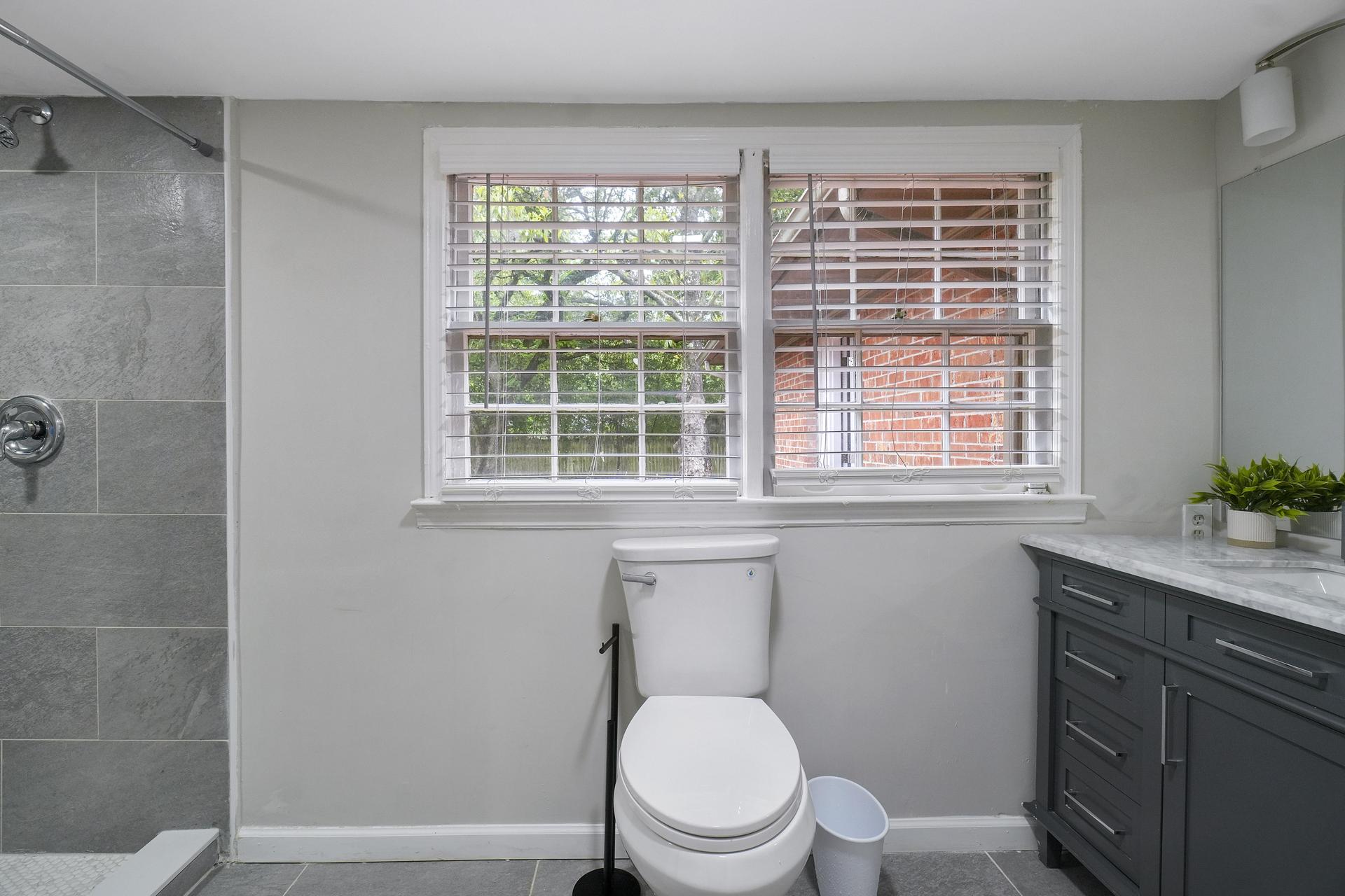 Ensuite Bath