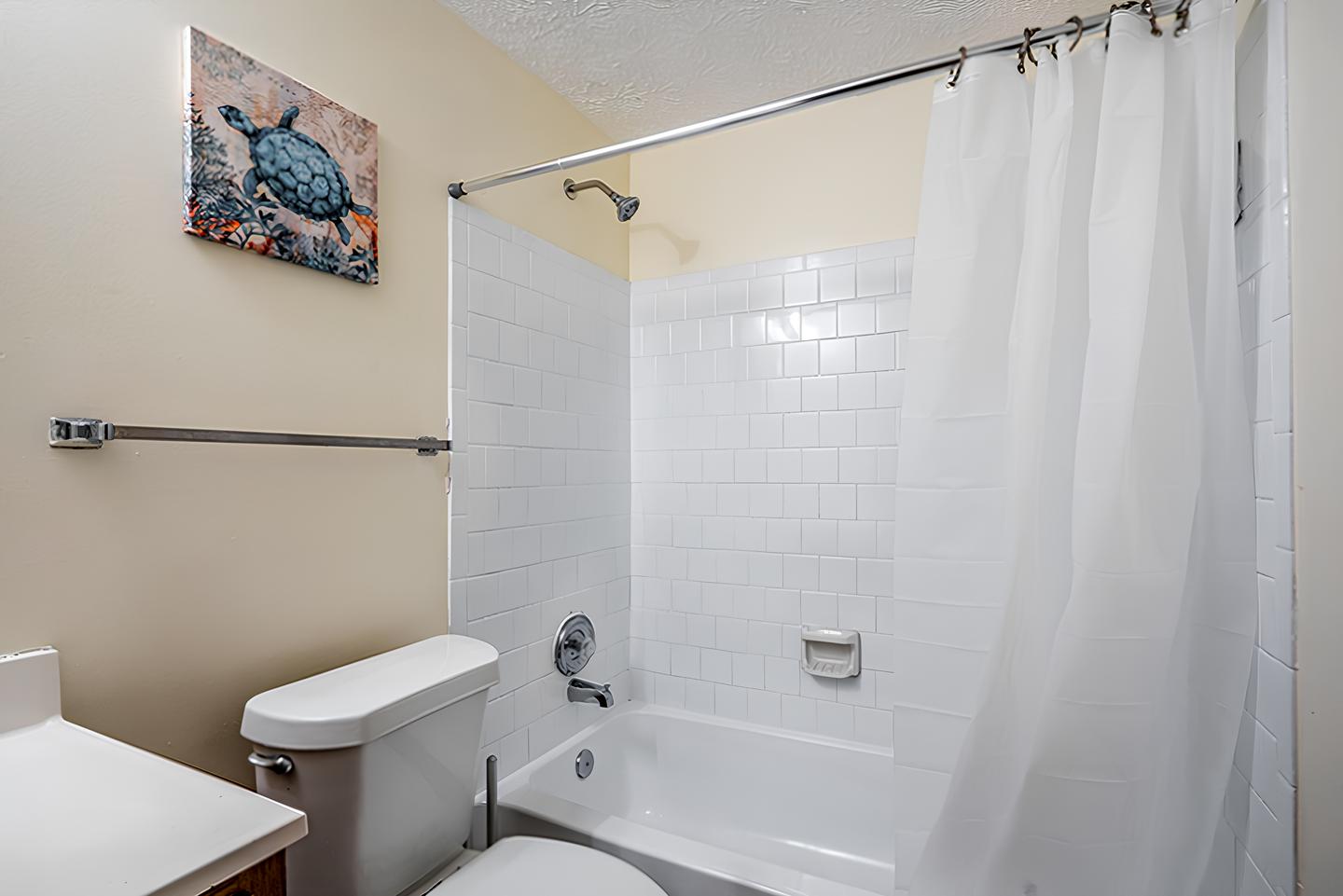 Bathroom(s)