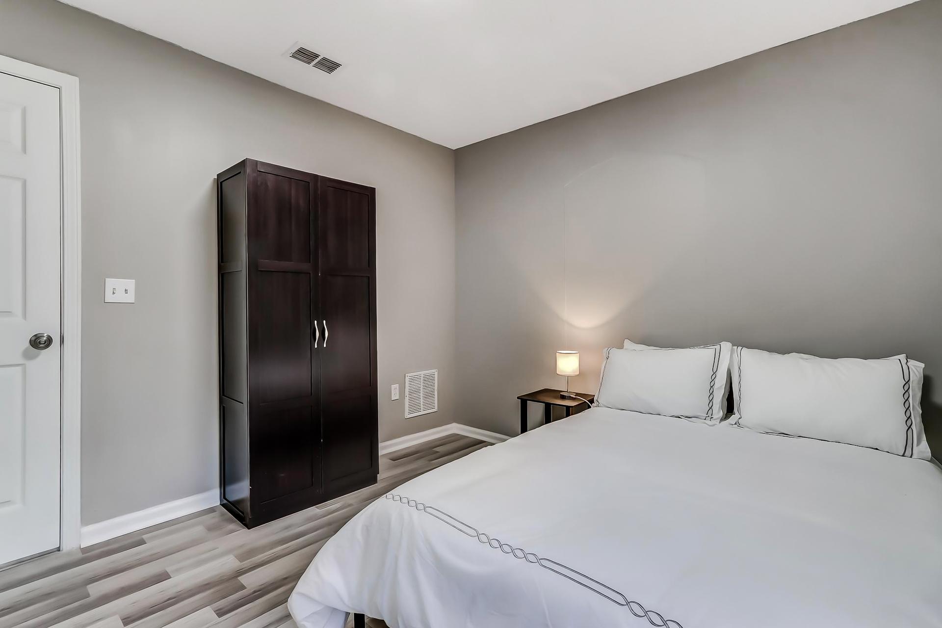 bedroom, detected: bed