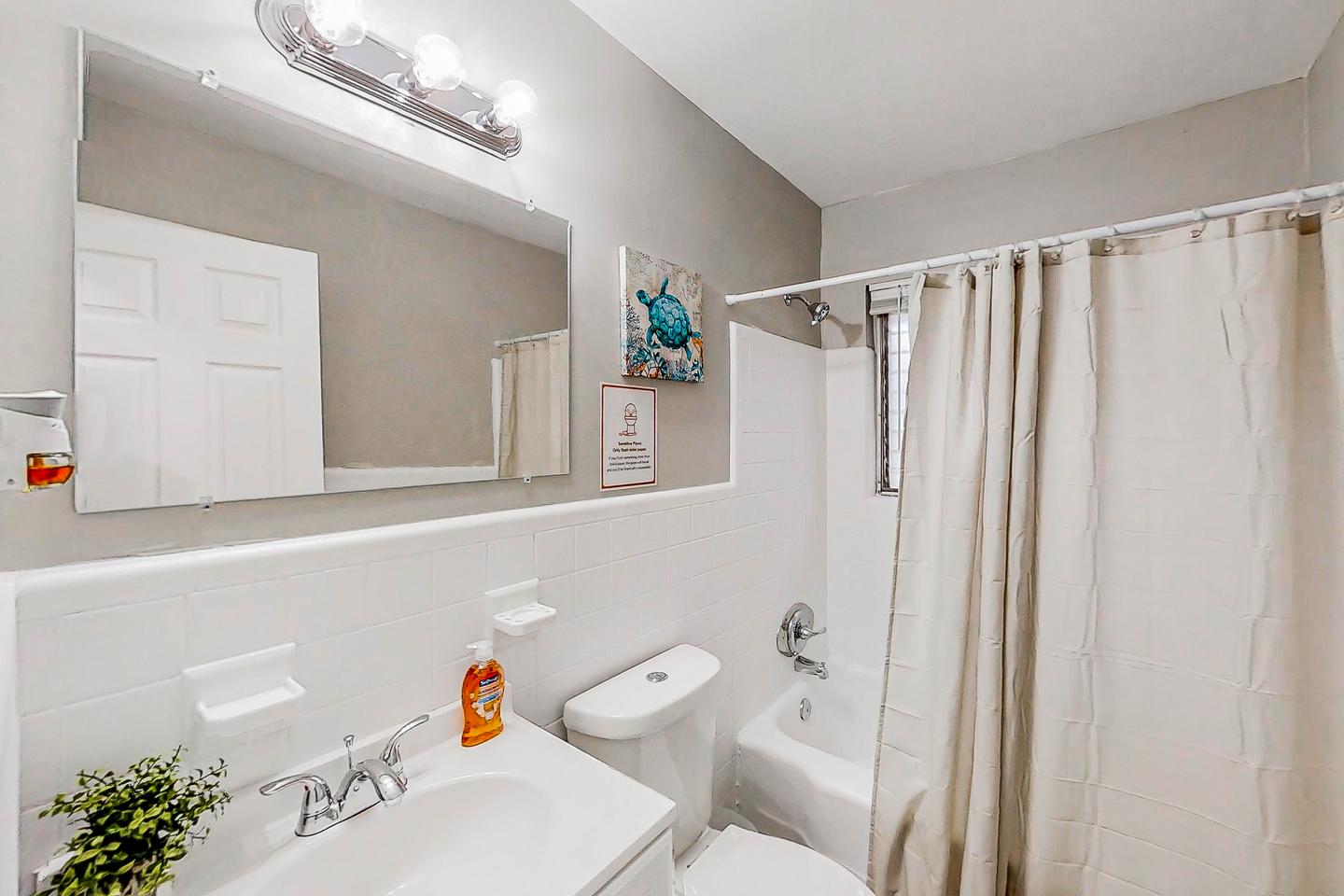 Bathroom(s)