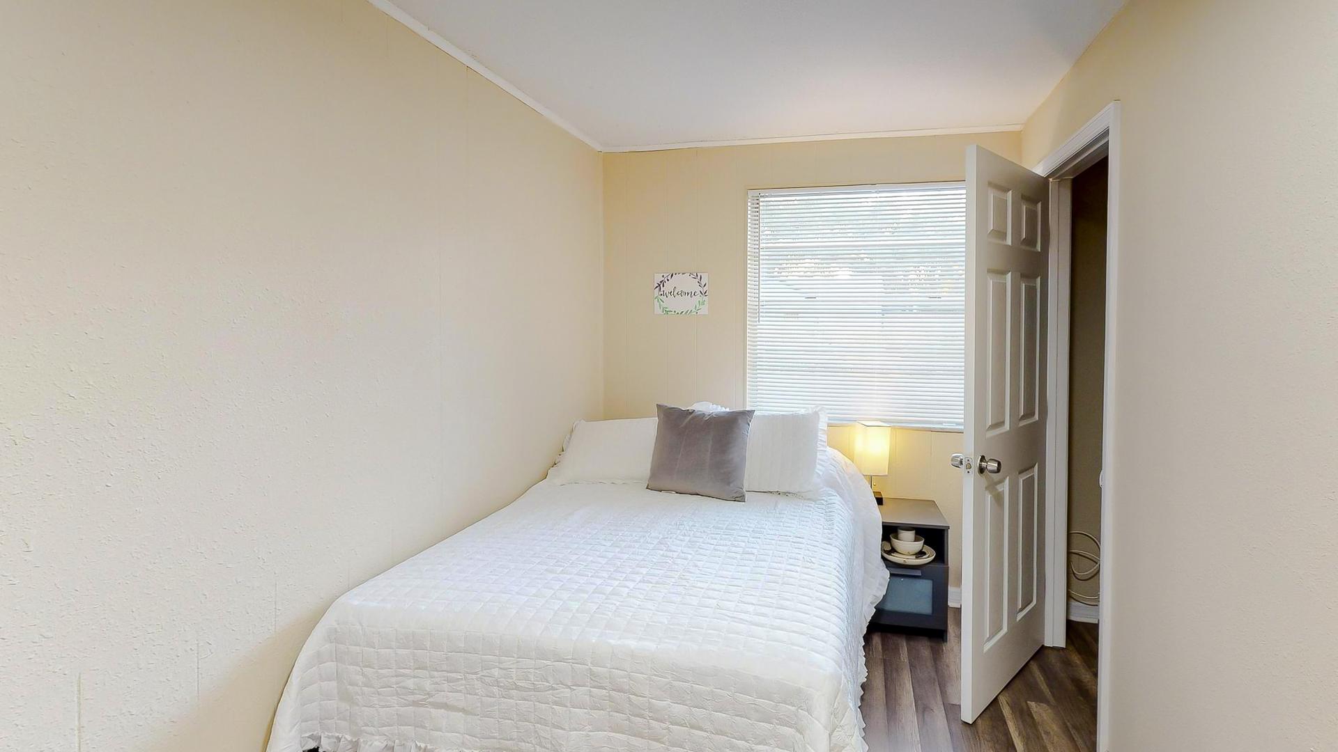 bedroom, detected: bed