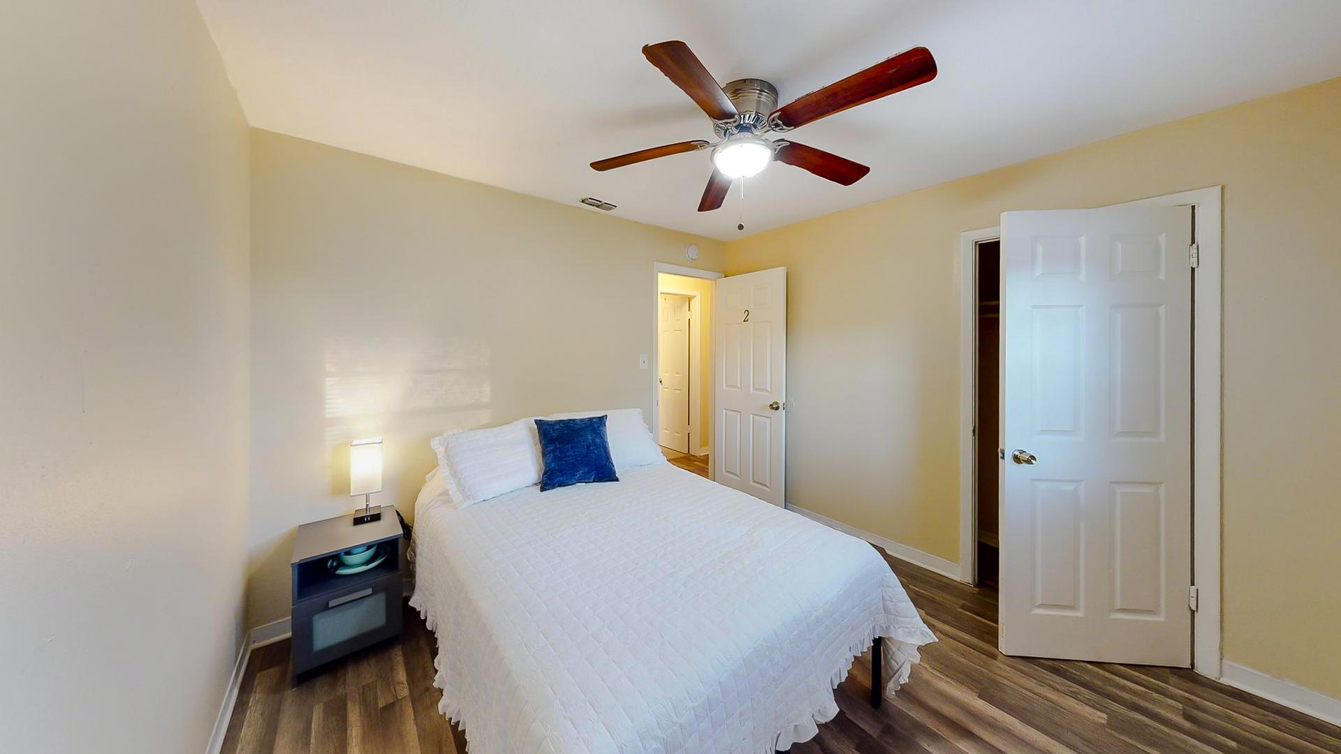 bedroom, detected: ceiling fan, bed, window blind