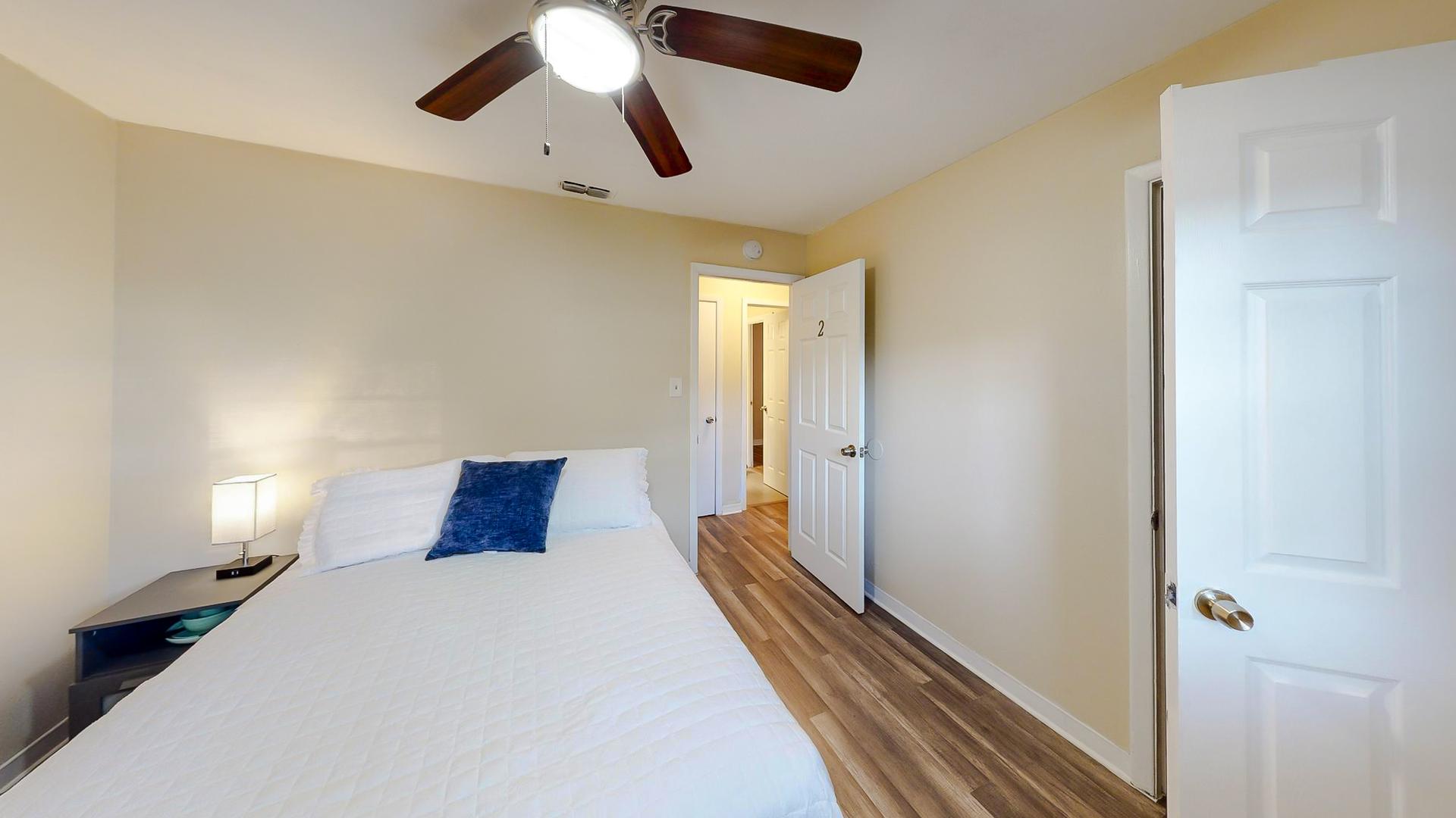 bedroom, detected: ceiling fan, bed